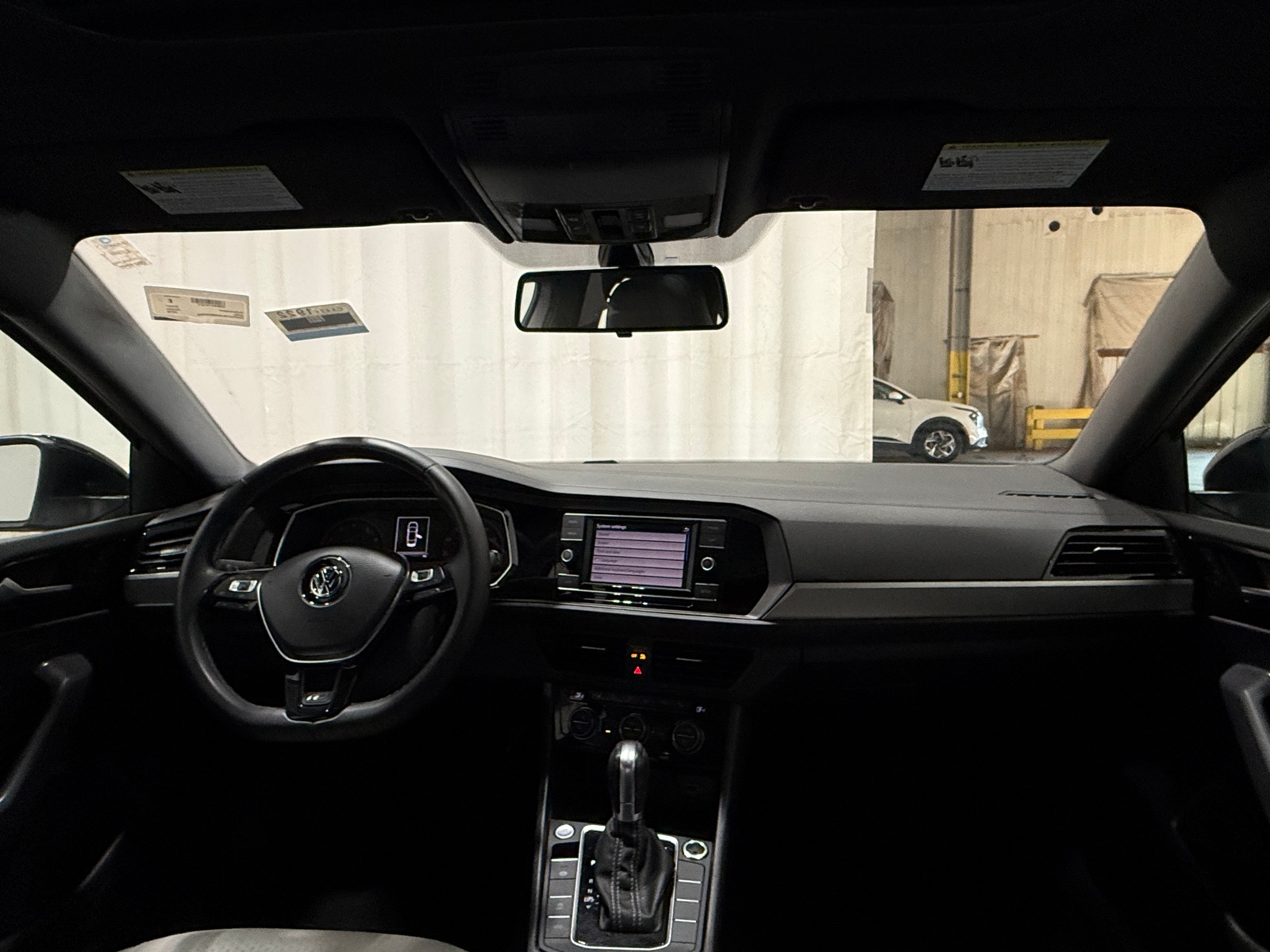 Thumbnail: 2019 Volkswagen Jetta - 2