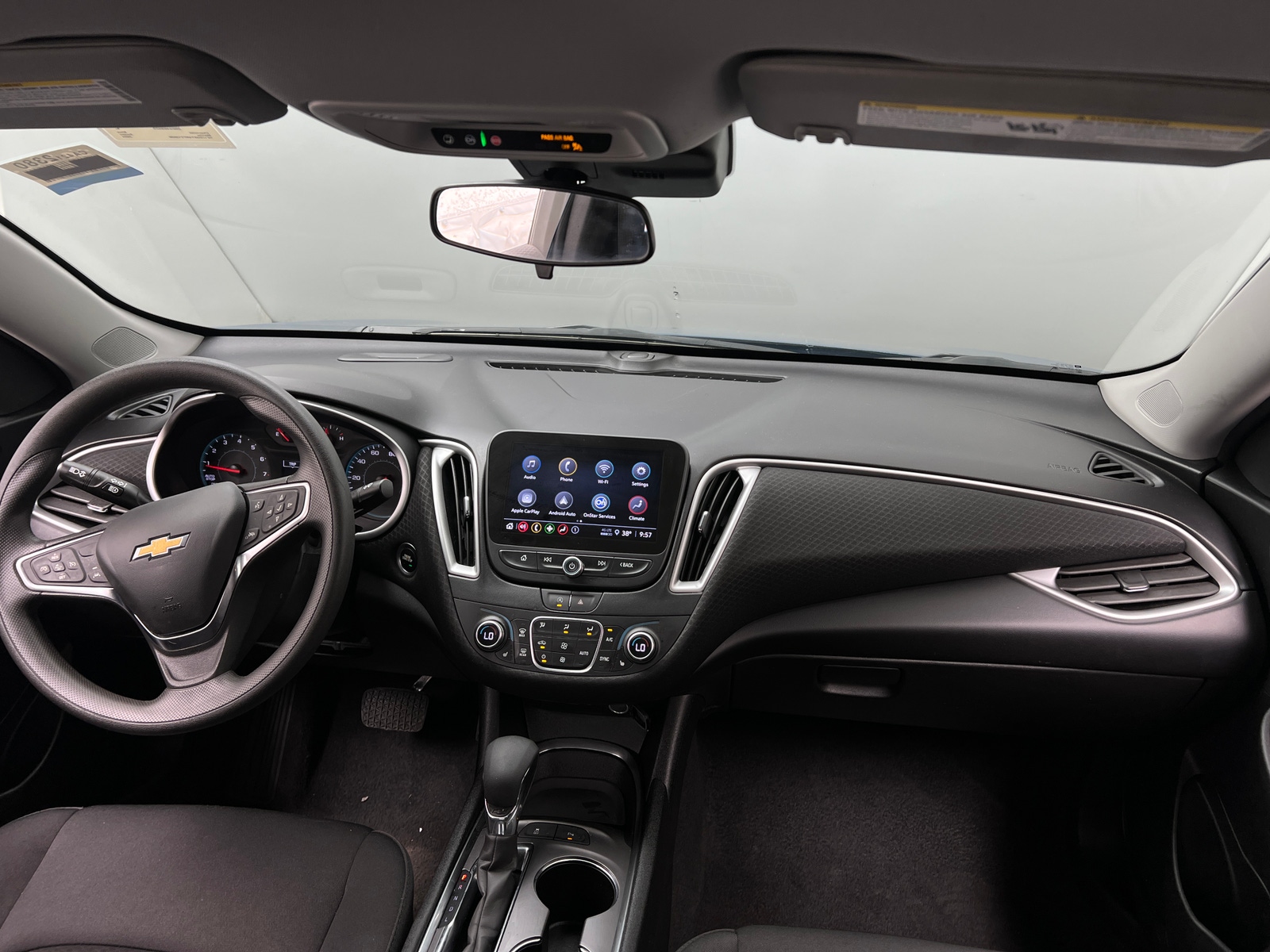 Thumbnail: 2024 Chevrolet Malibu - 3