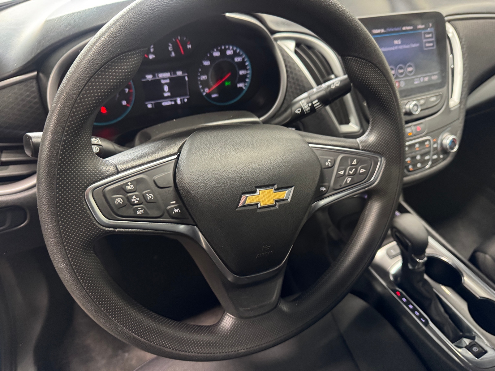 Thumbnail: 2024 Chevrolet Malibu - 5