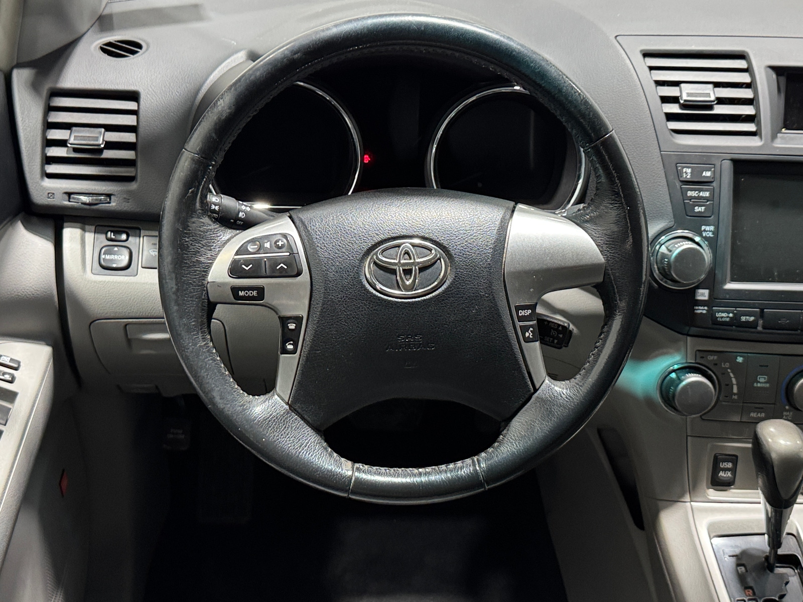 Thumbnail: 2012 Toyota Highlander - 4