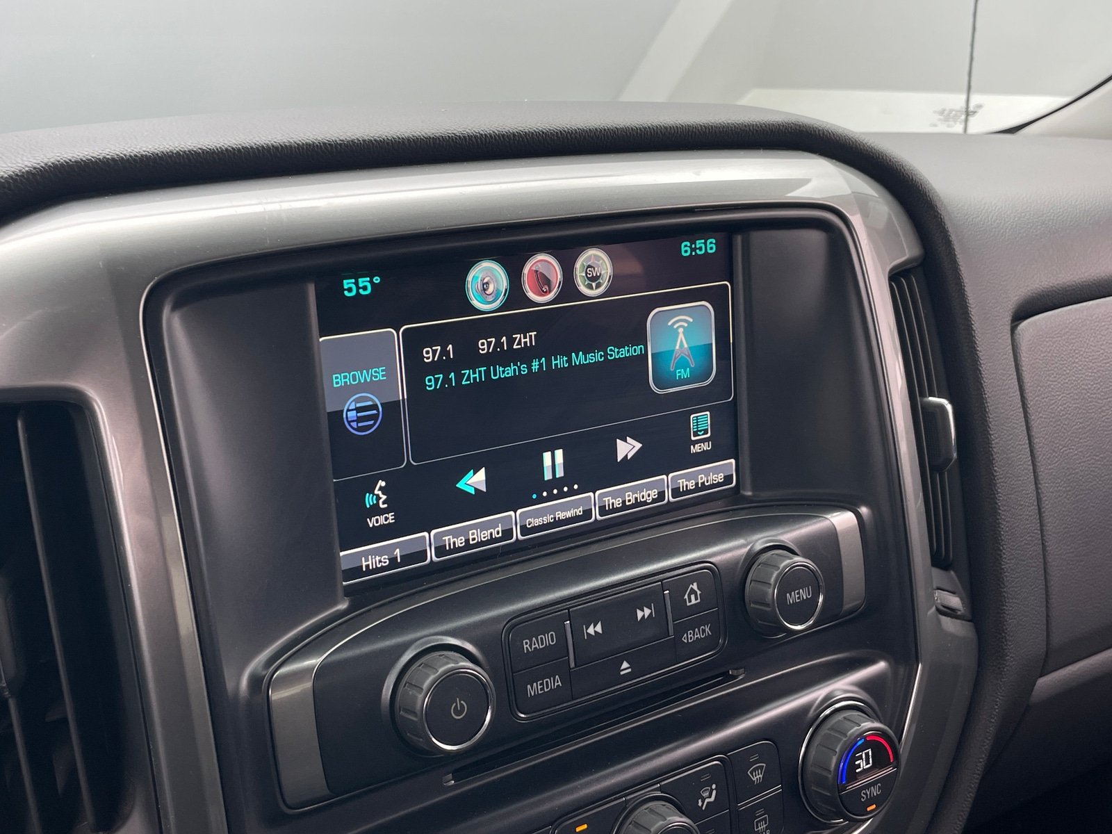 Thumbnail: 2015 Chevrolet Silverado 2500 - 4