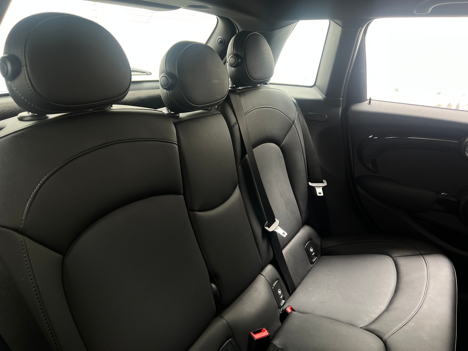 Thumbnail: 2019 MINI Cooper Hardtop - 5