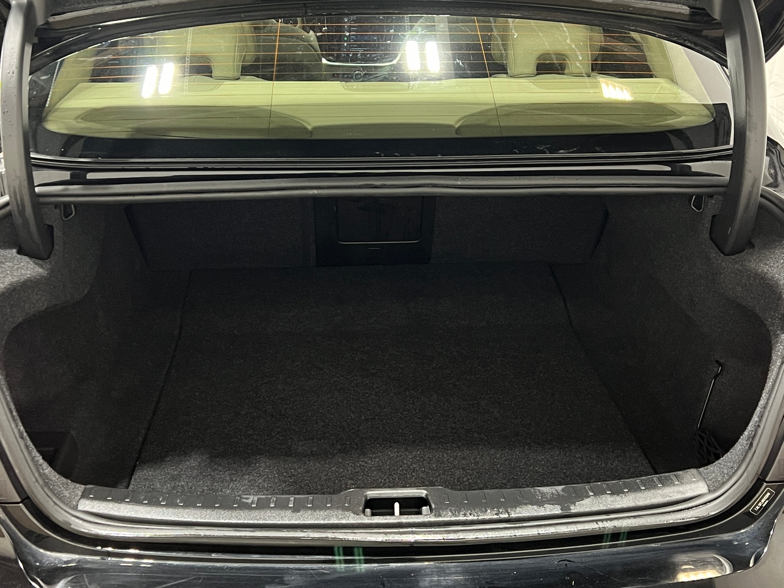 Thumbnail: 2022 Volvo S60 - 6