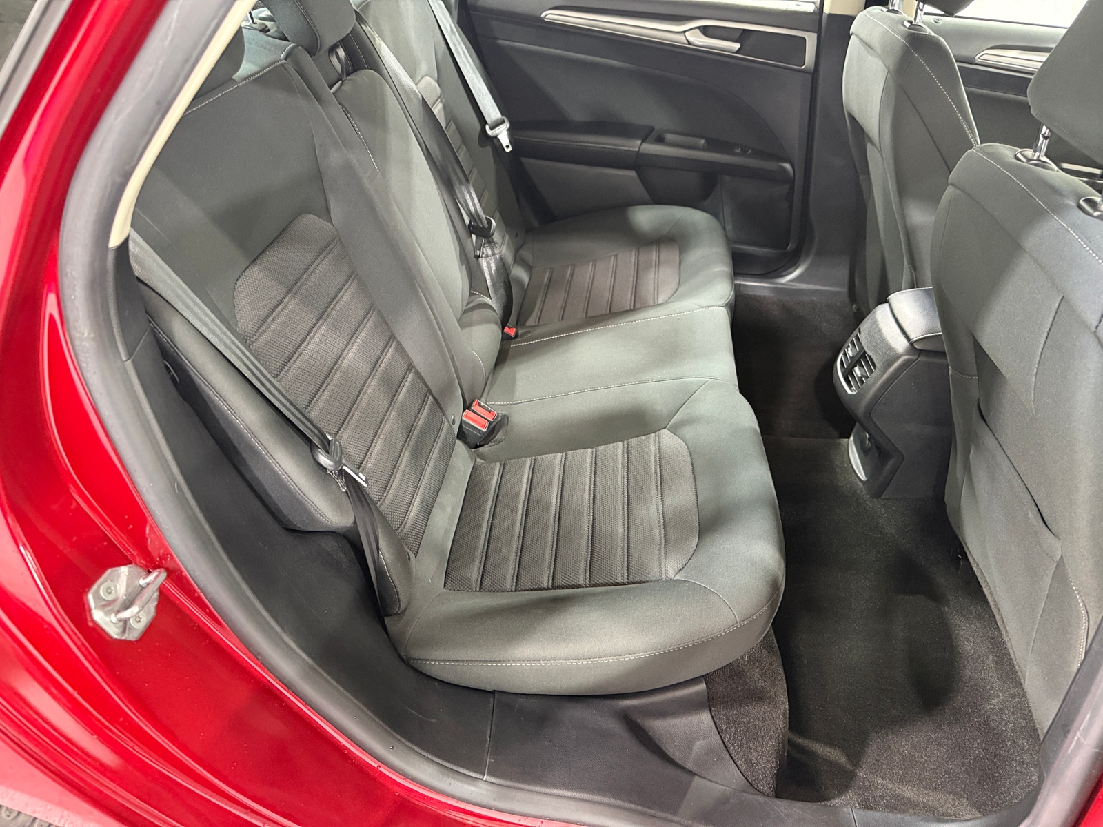 Thumbnail: 2020 Ford Fusion - 6