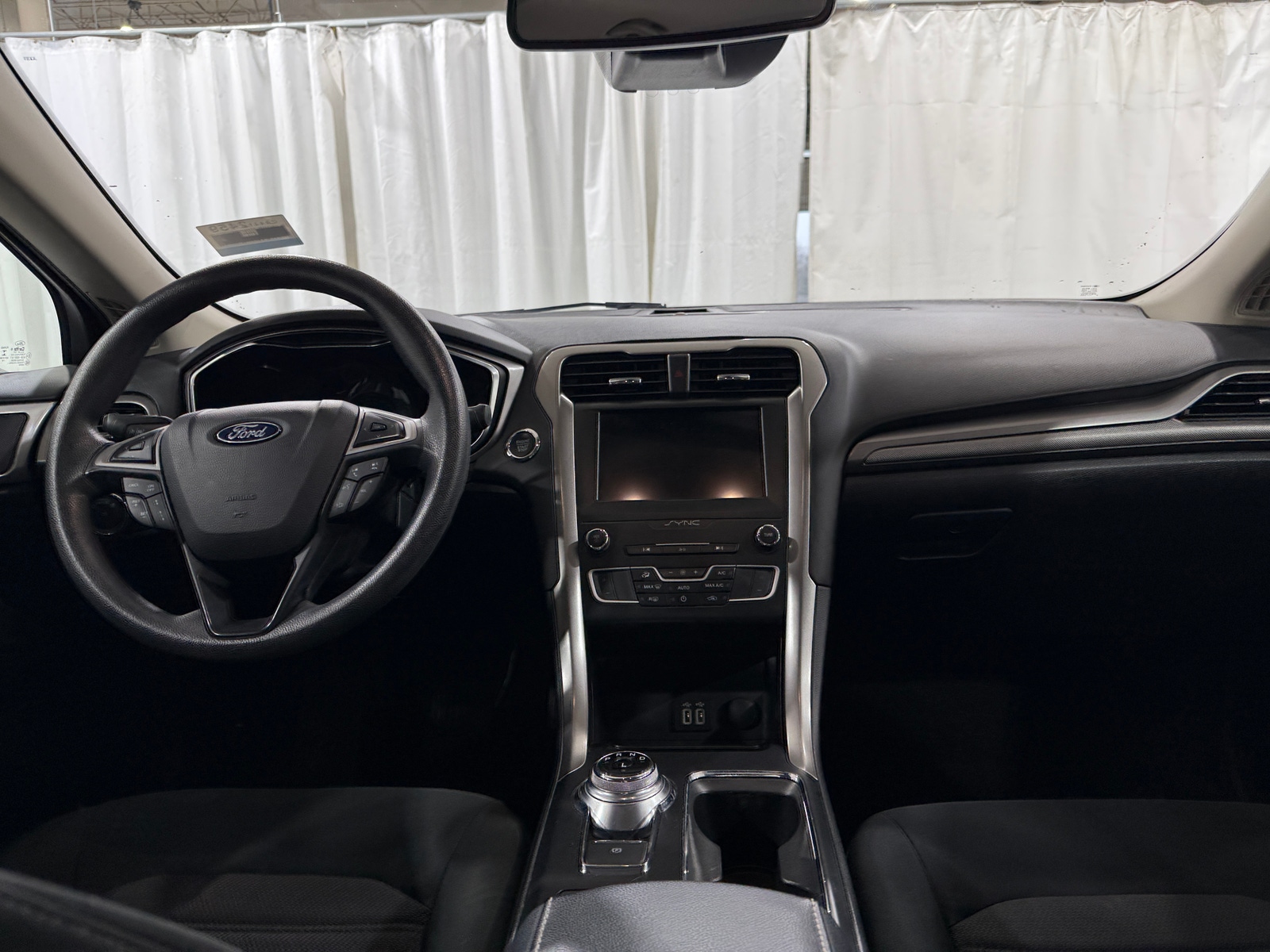 Thumbnail: 2020 Ford Fusion - 3