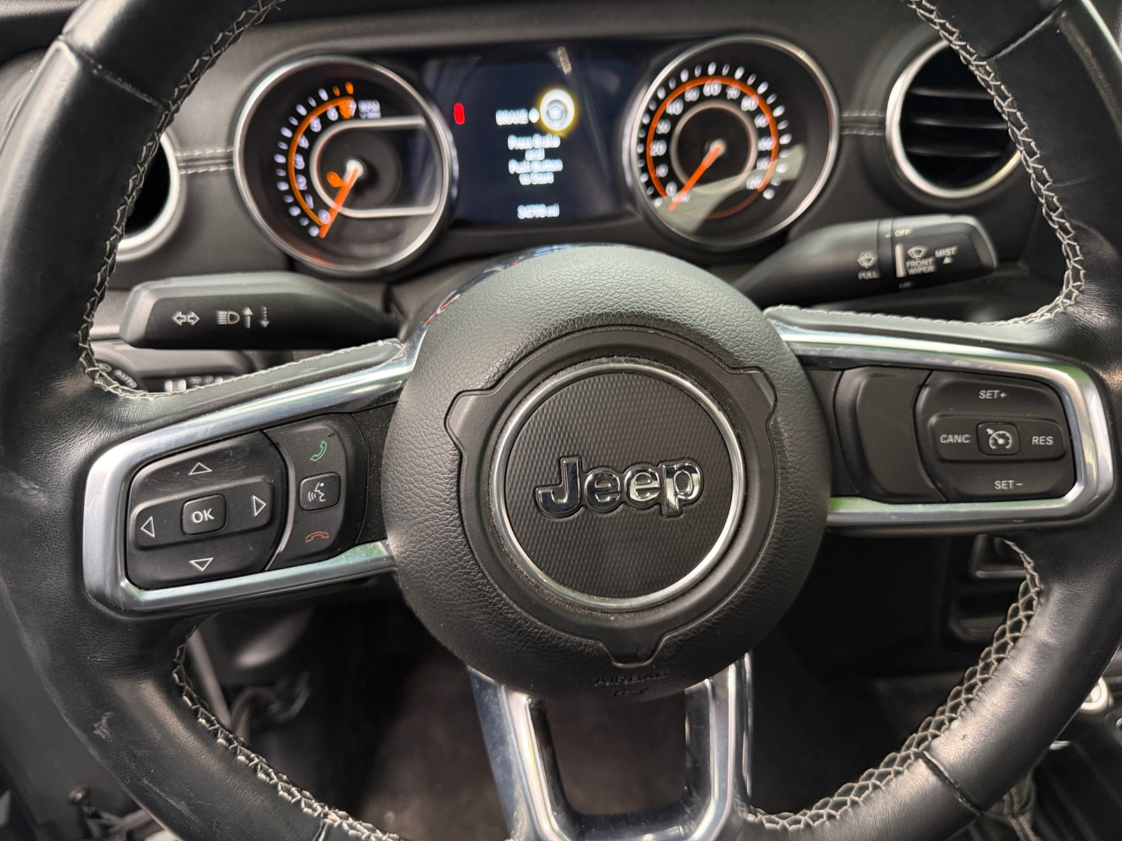 Thumbnail: 2021 Jeep Gladiator - 4