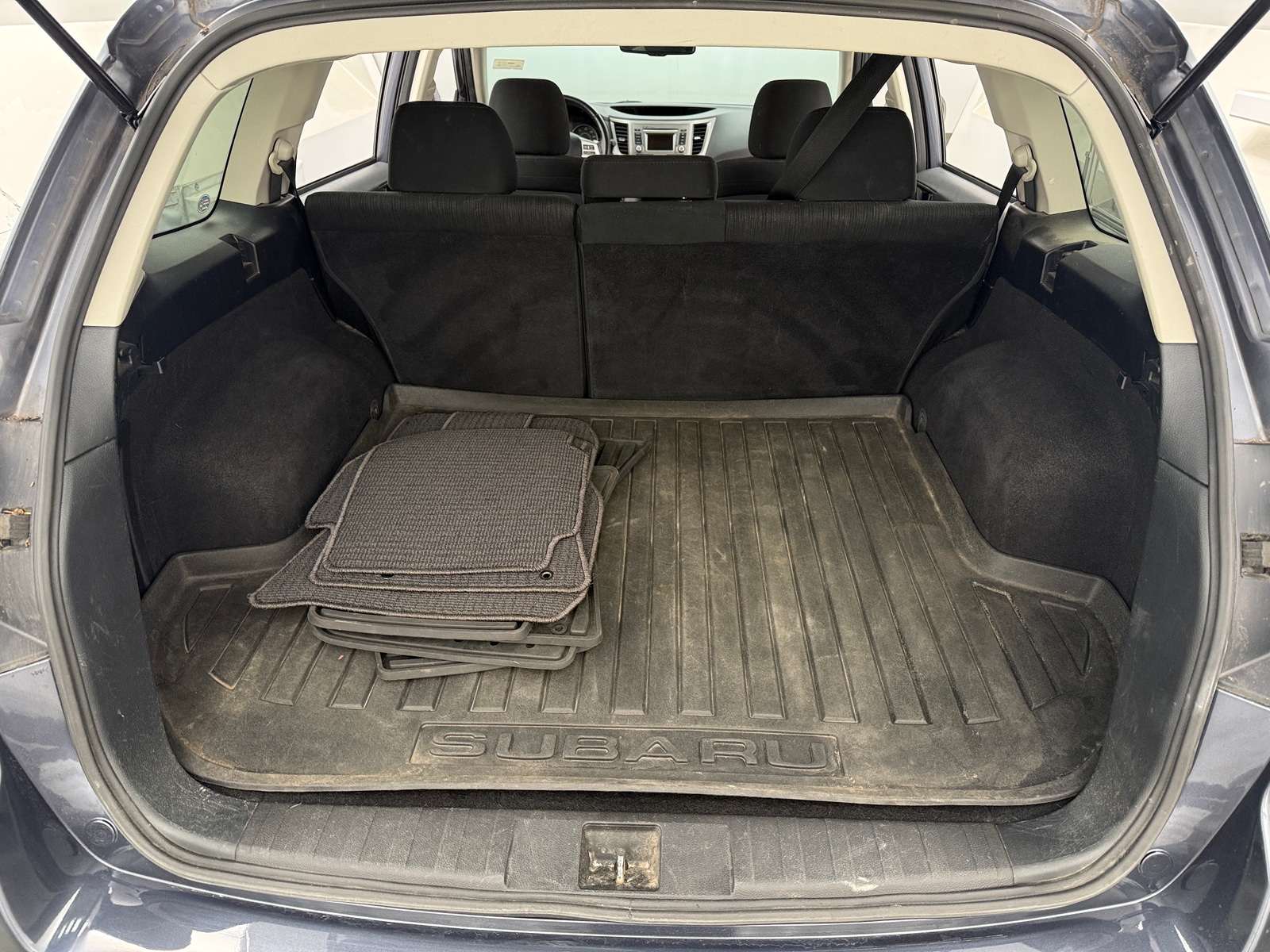 Thumbnail: 2014 Subaru Outback - 7