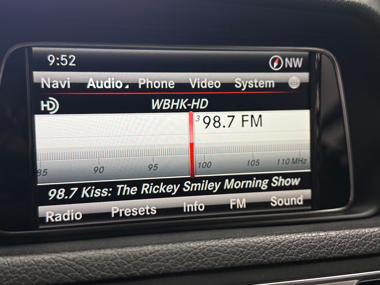 Thumbnail: 2015 Mercedes-Benz E-Class - 3