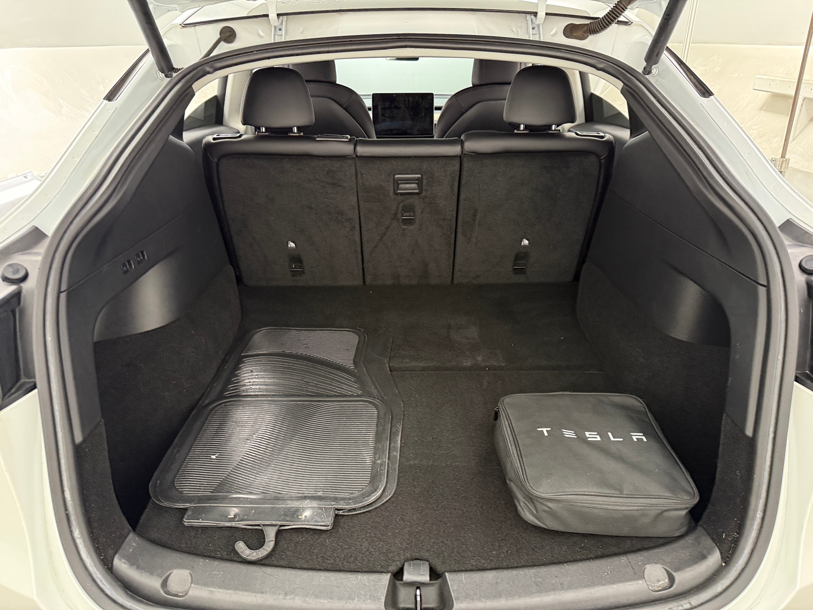 Thumbnail: 2022 Tesla Model Y - 6