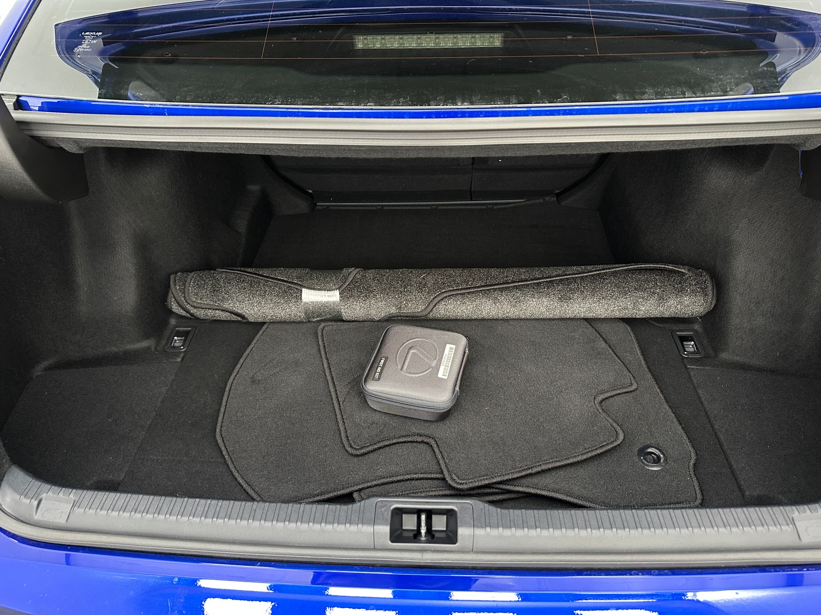 Thumbnail: 2025 Lexus IS - 6