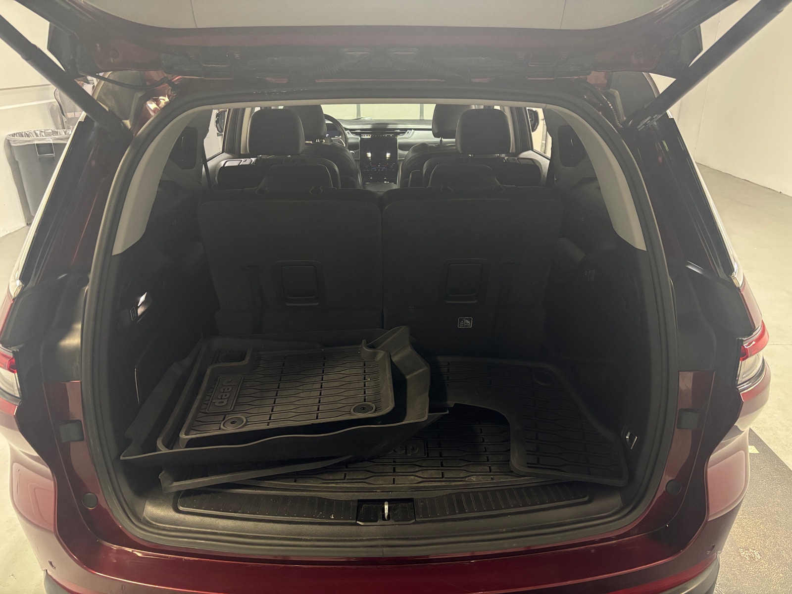 Thumbnail: 2021 Jeep Grand Cherokee L - 6