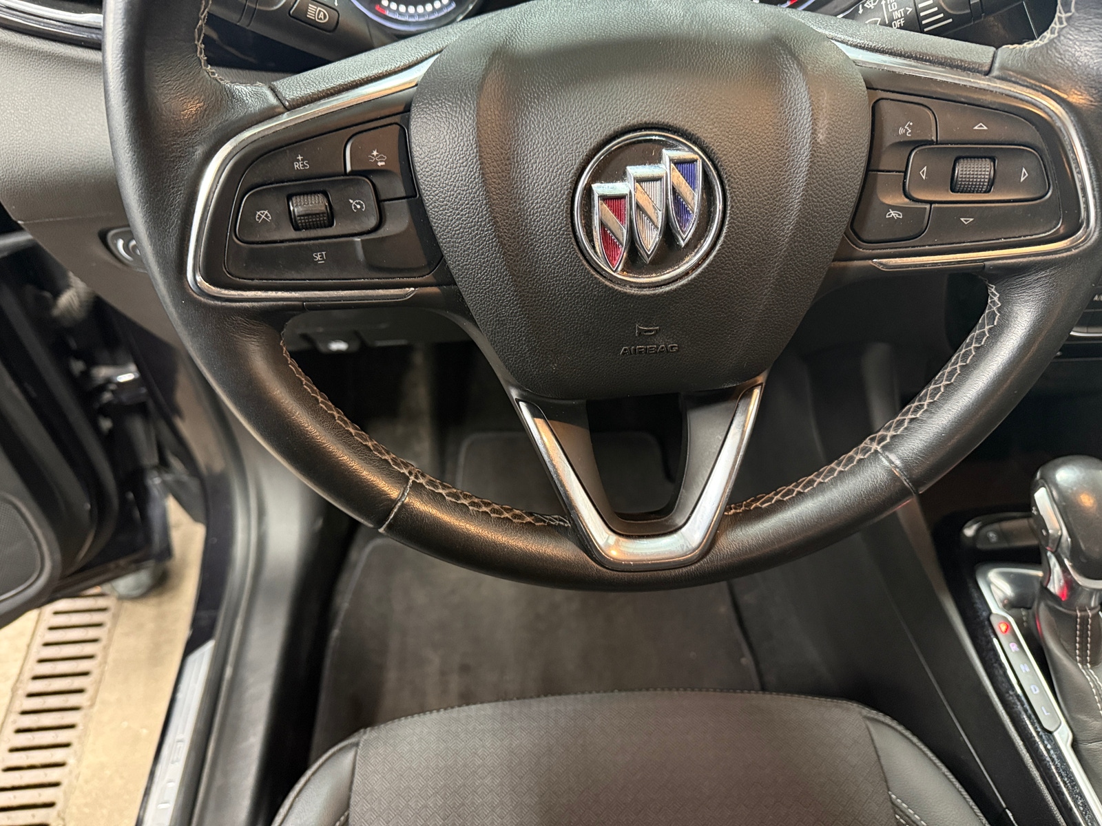 Thumbnail: 2021 Buick Encore GX - 4