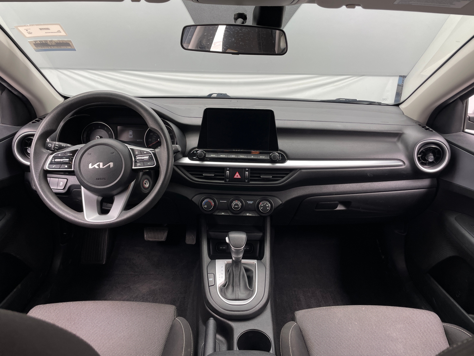 Thumbnail: 2022 Kia Forte - 3