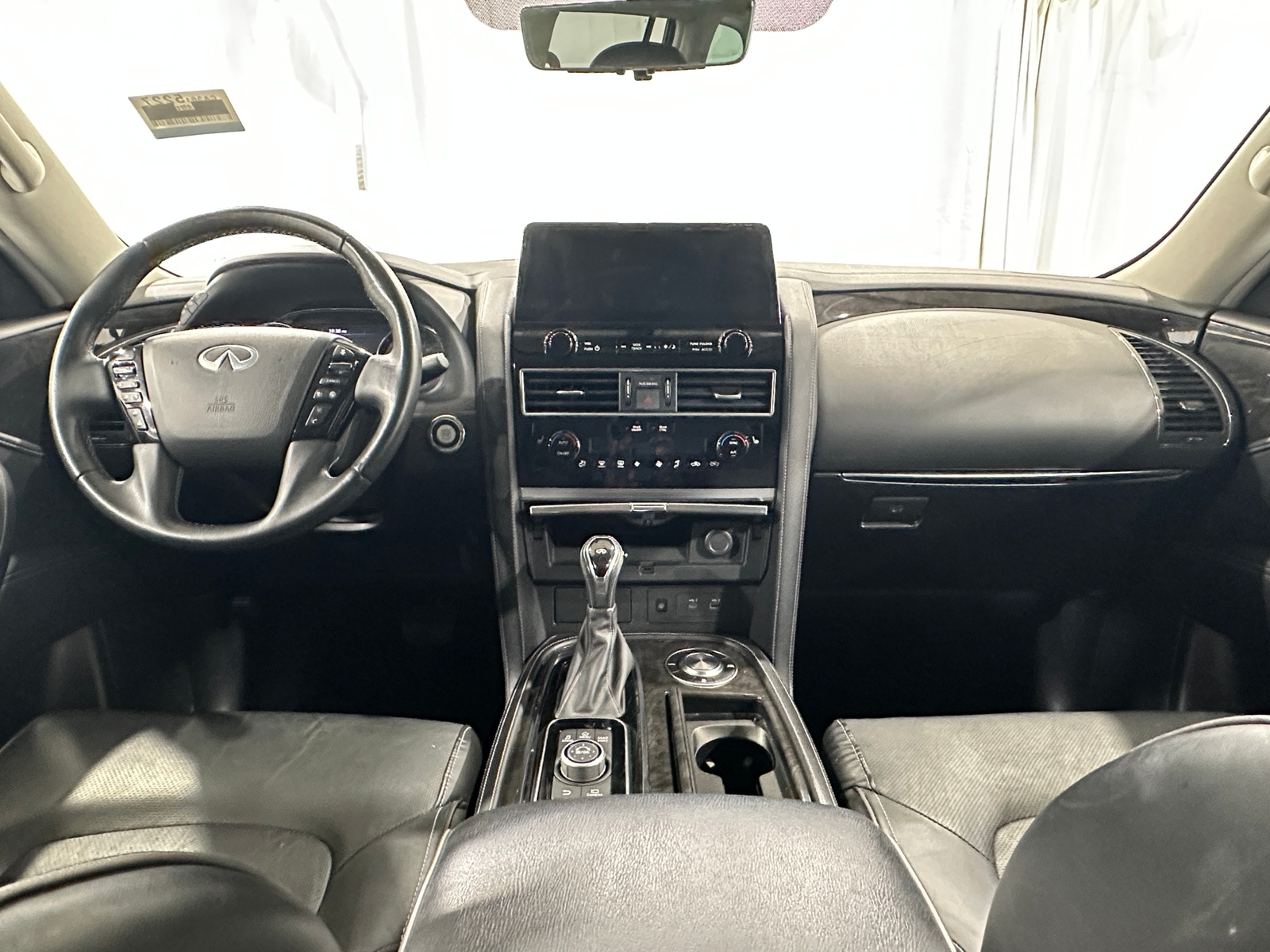 Thumbnail: 2023 INFINITI QX80 - 2