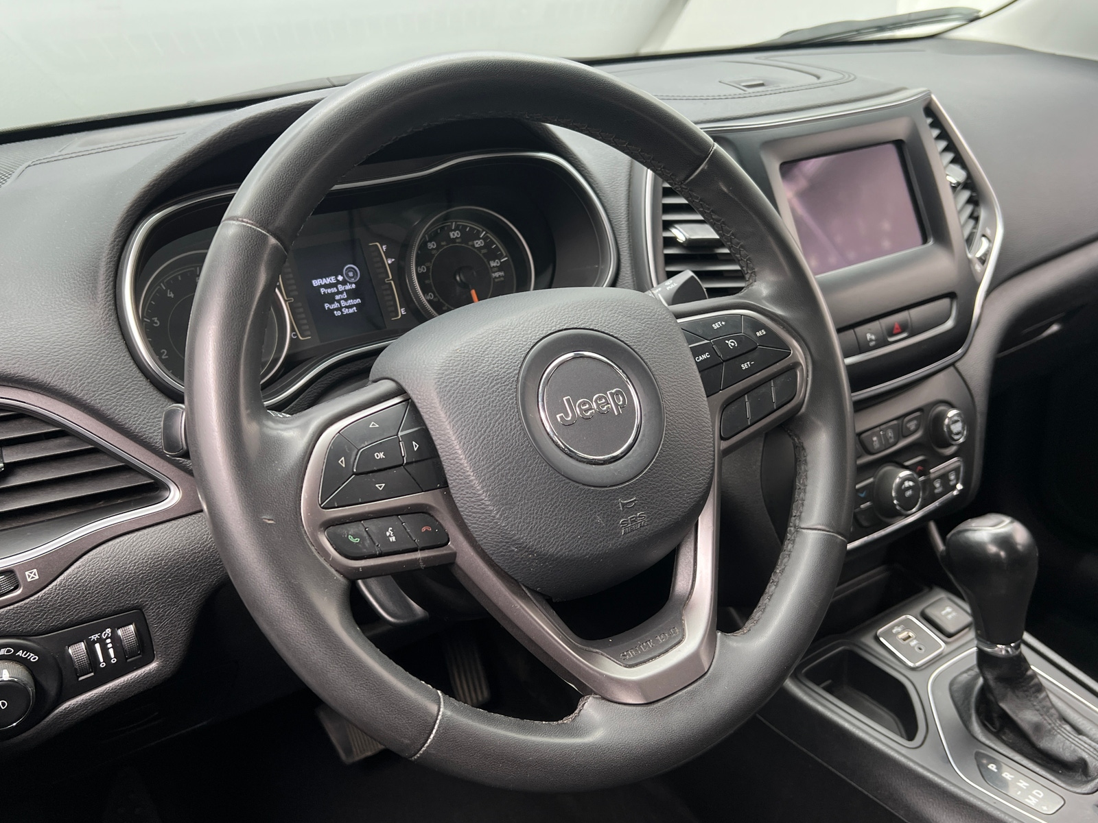 Thumbnail: 2020 Jeep Cherokee - 5