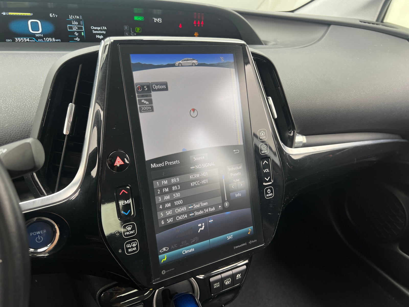 Thumbnail: 2021 Toyota Prius Prime - 3