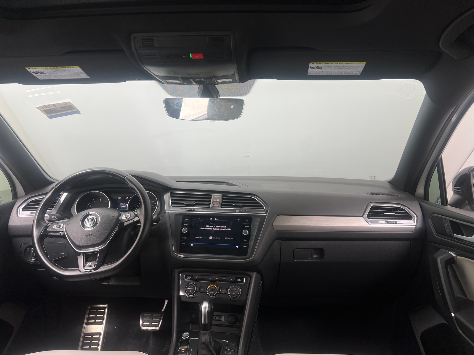 Thumbnail: 2020 Volkswagen Tiguan - 2