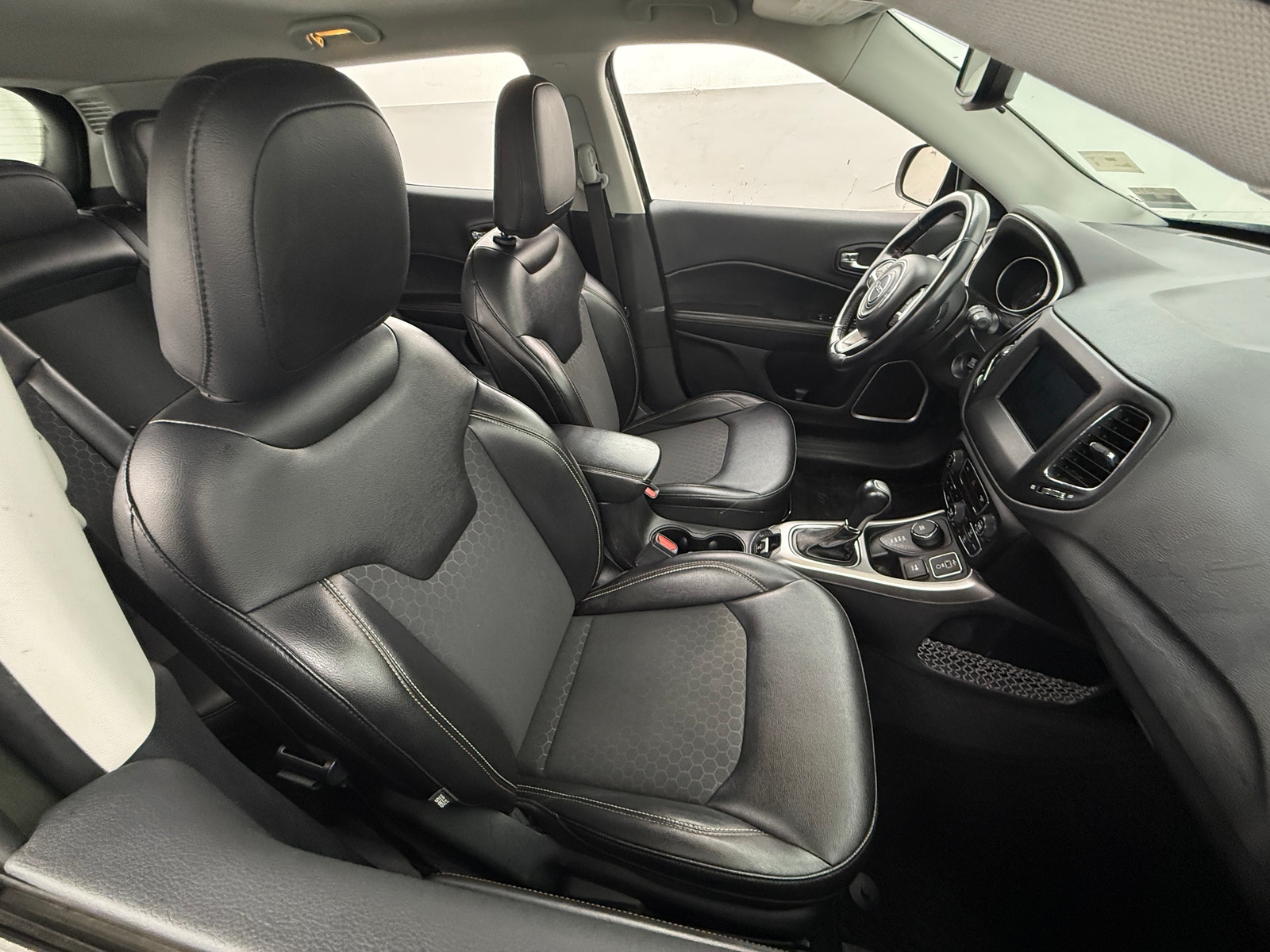 Thumbnail: 2019 Jeep Compass - 2