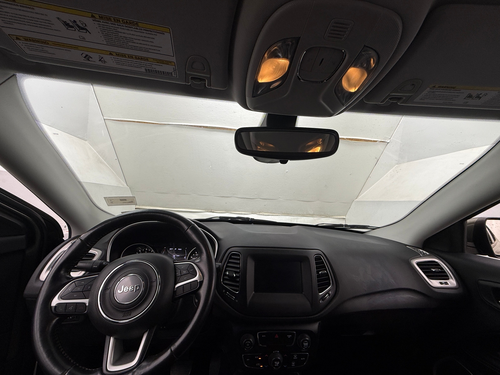 Thumbnail: 2019 Jeep Compass - 3