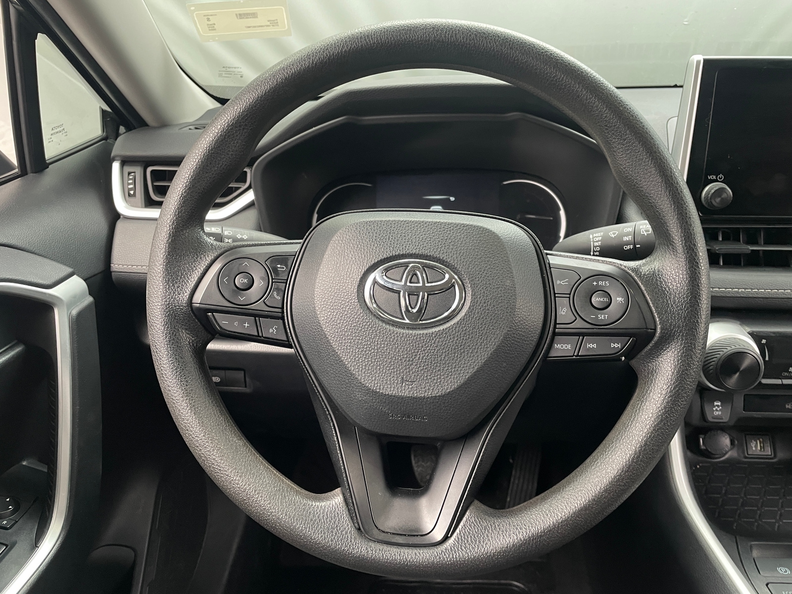 Thumbnail: 2024 Toyota RAV4 - 5