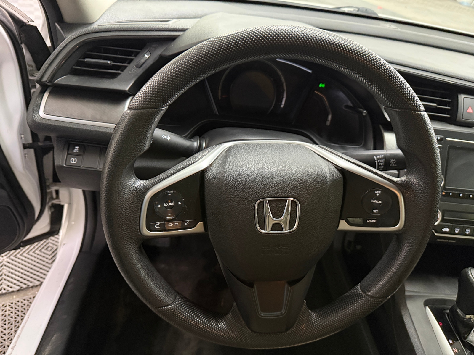 Thumbnail: 2018 Honda Civic - 5