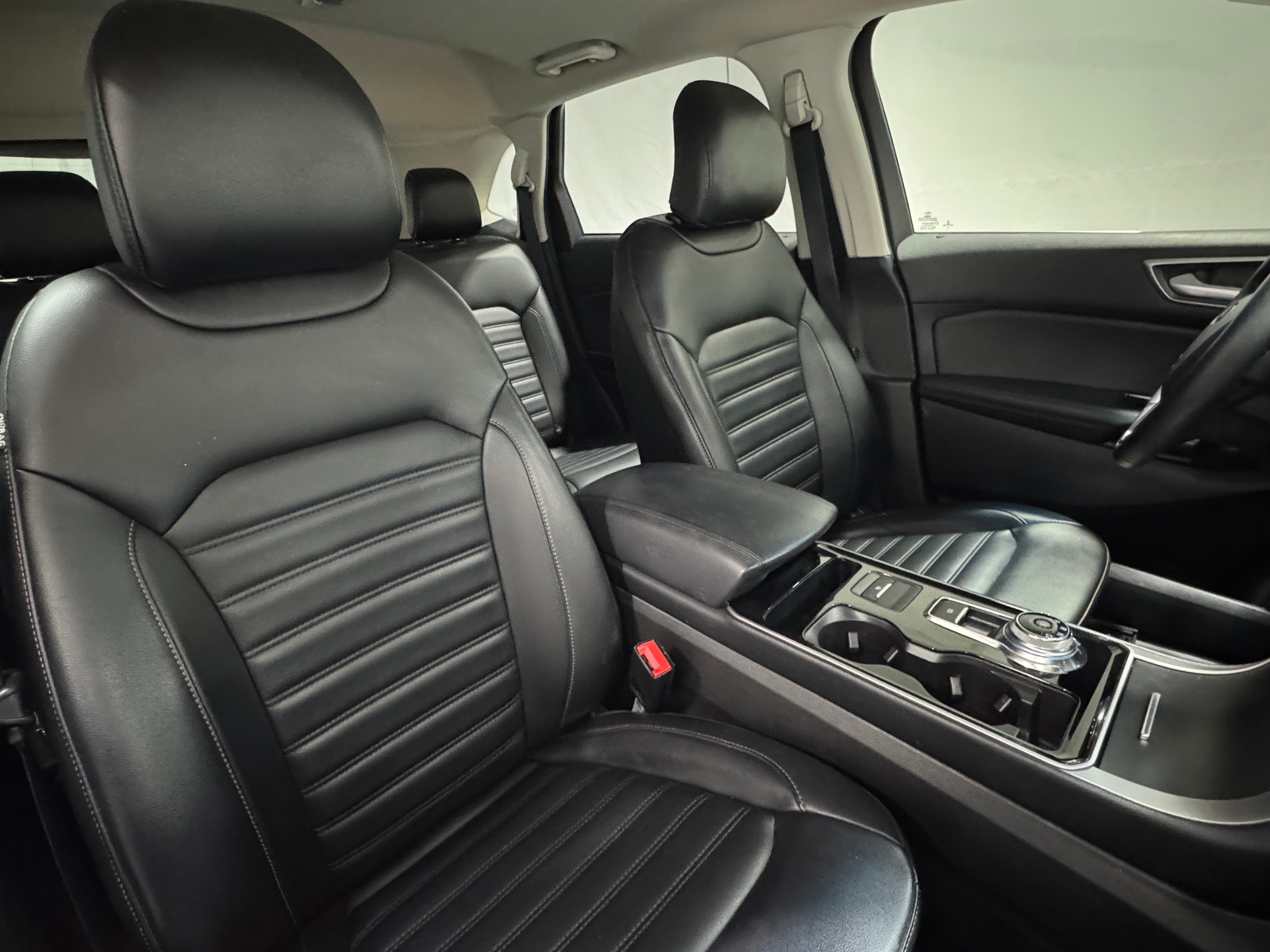 Thumbnail: 2019 Ford Edge - 2