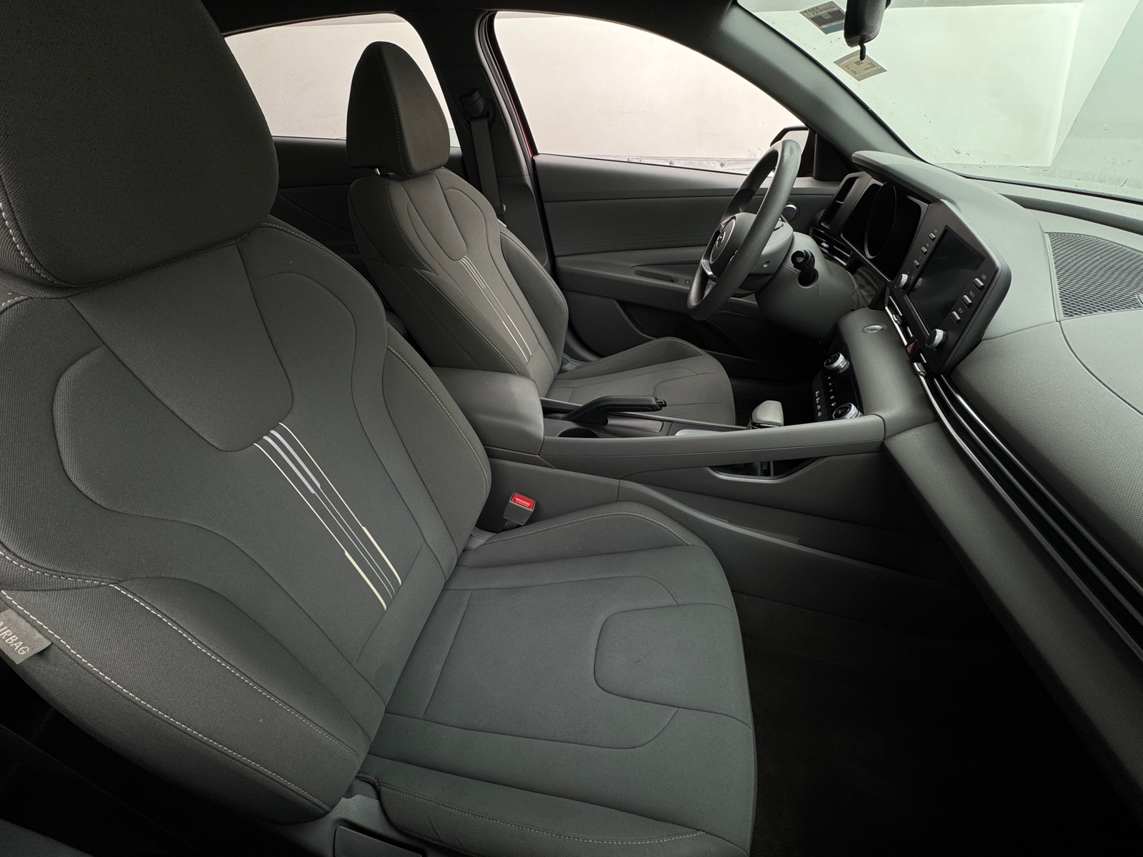 Thumbnail: 2023 Hyundai Elantra - 2