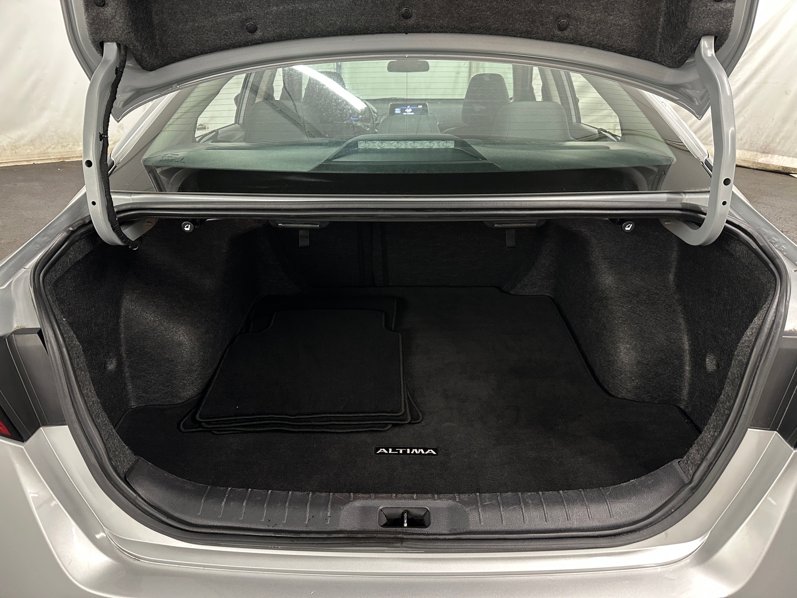 Thumbnail: 2024 Nissan Altima - 7