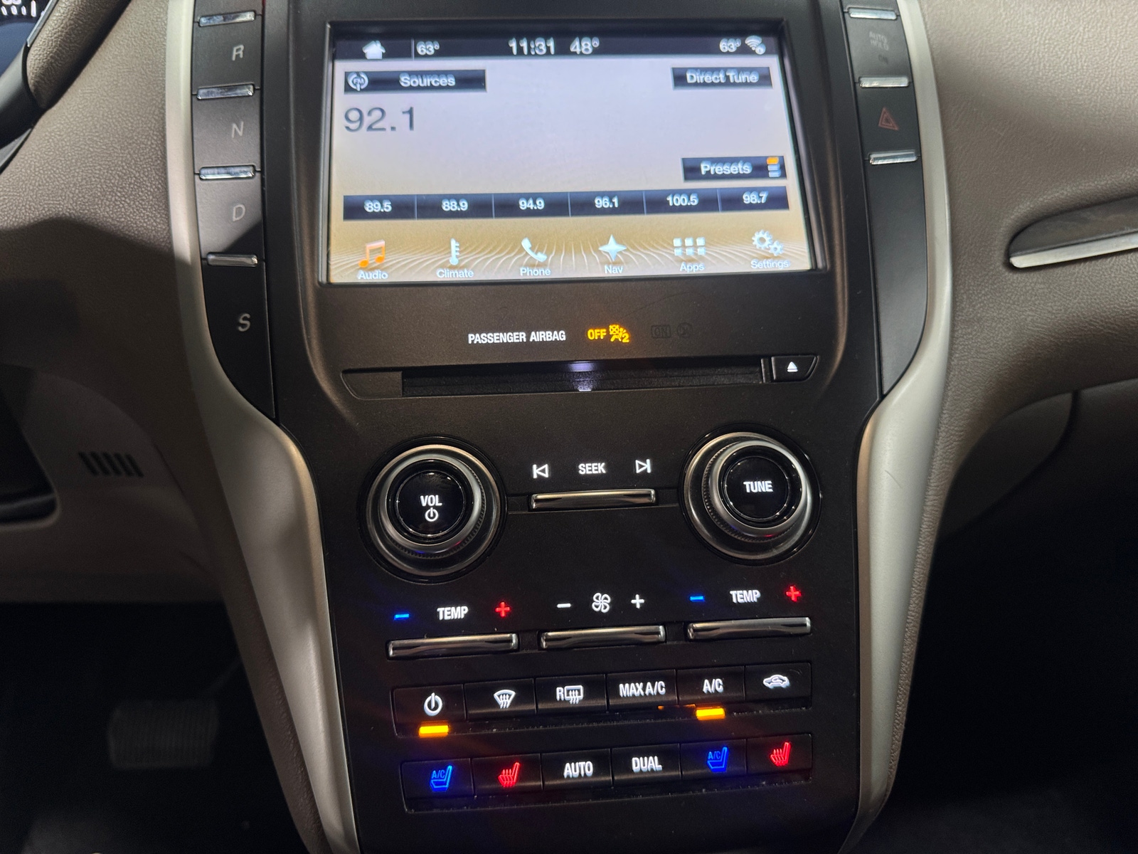 Thumbnail: 2017 Lincoln MKC - 3