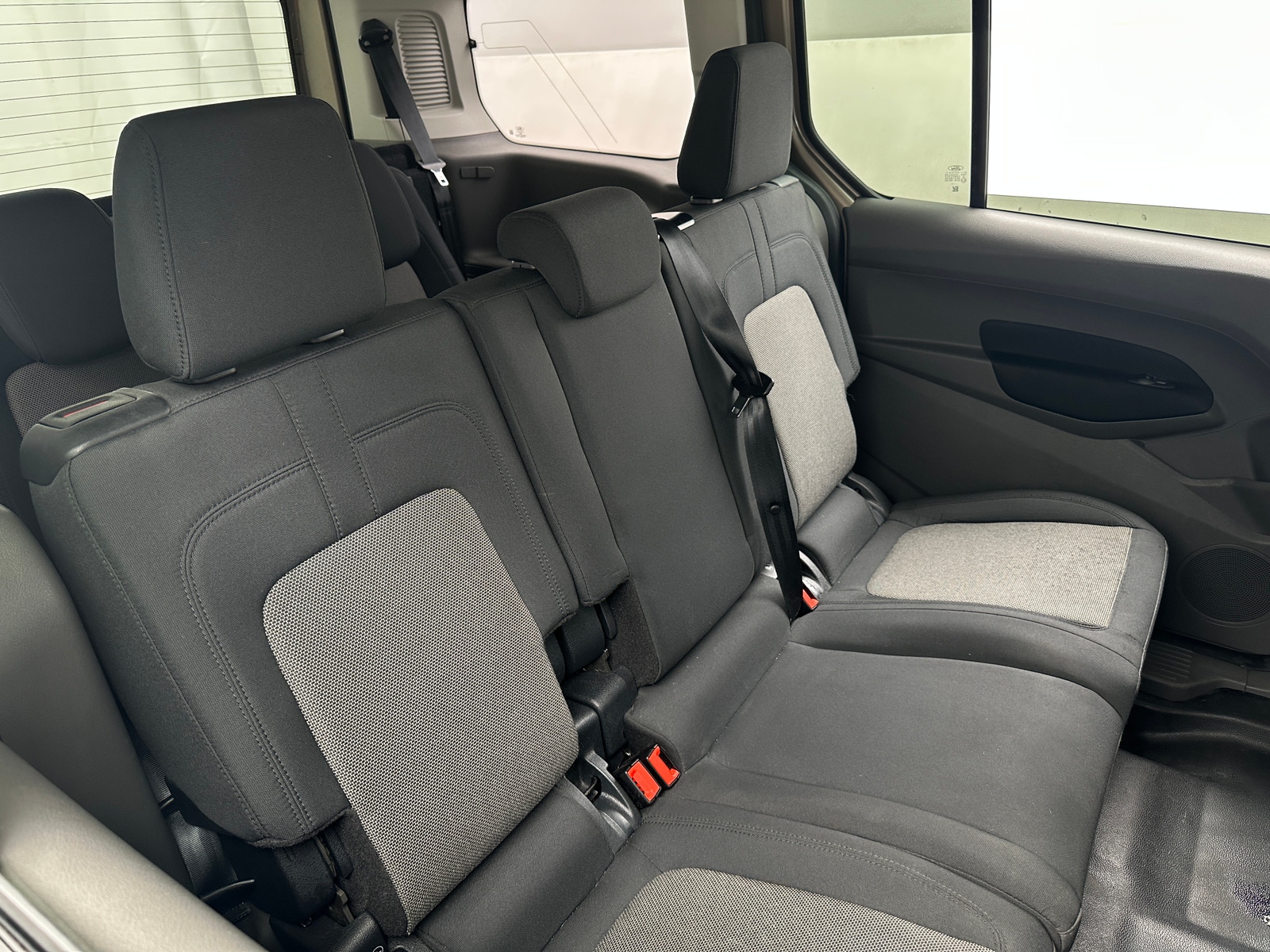 Thumbnail: 2020 Ford Transit Series - 5