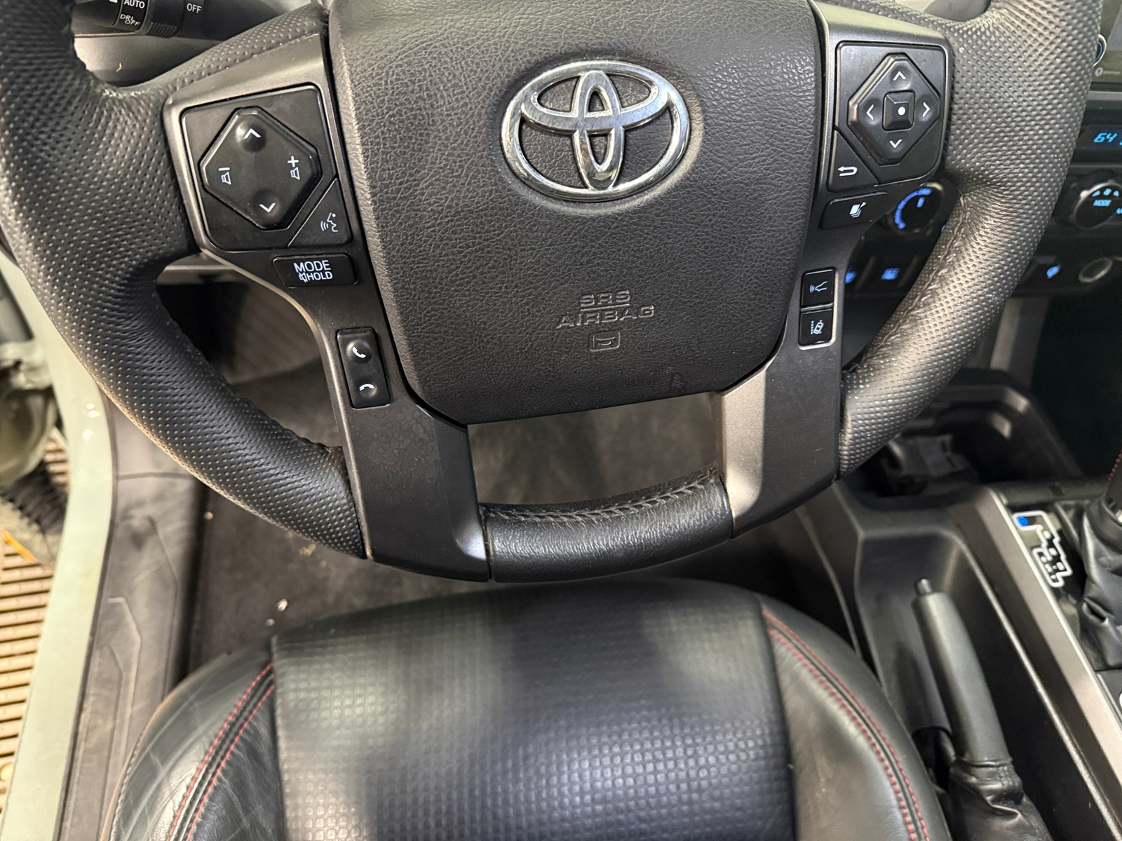 Thumbnail: 2021 Toyota Tacoma - 4