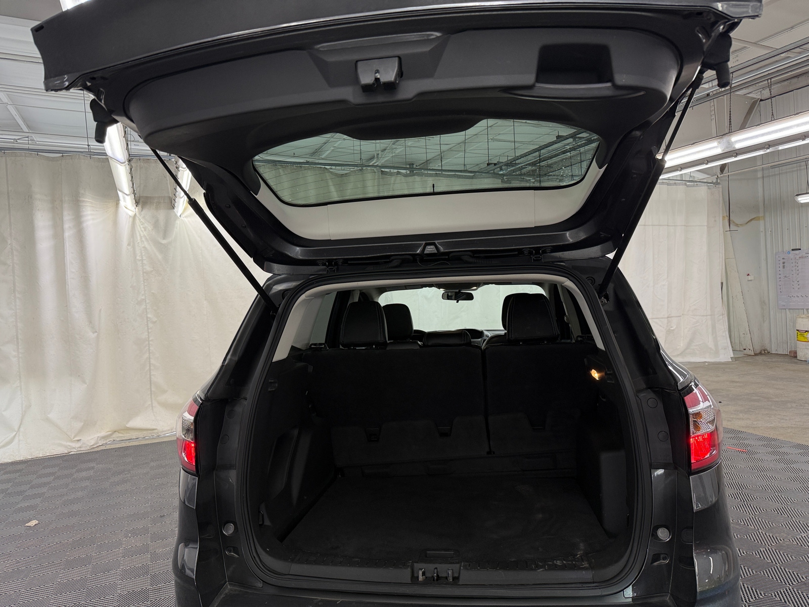 Thumbnail: 2018 Ford Escape - 7