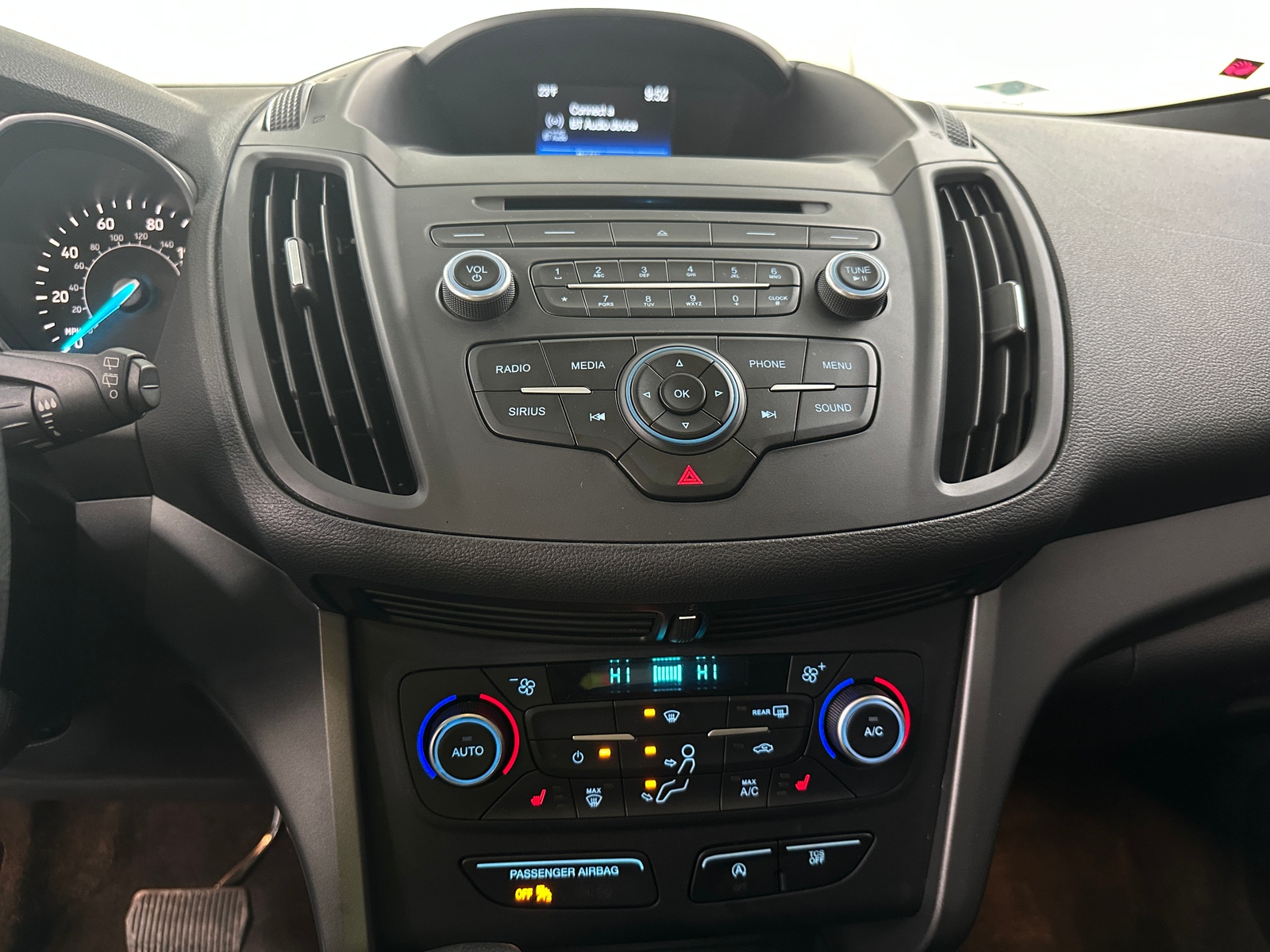 Thumbnail: 2018 Ford Escape - 4