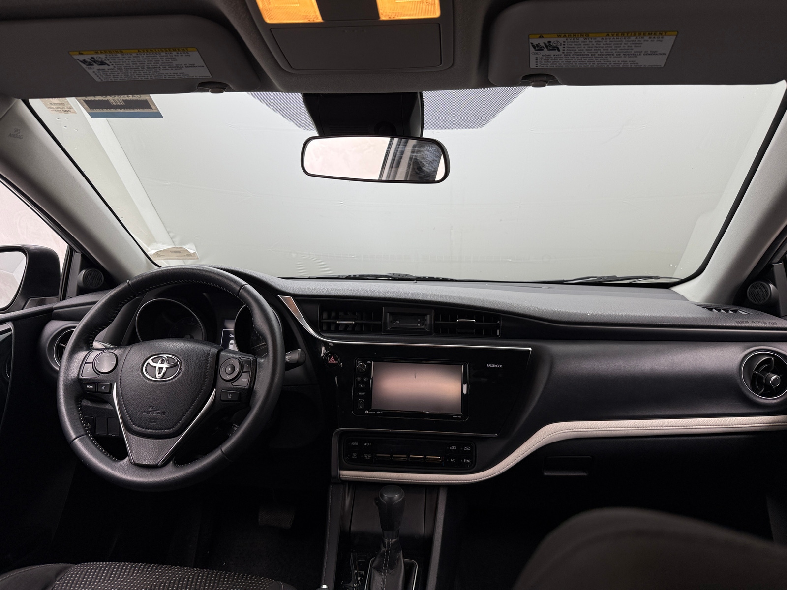 Thumbnail: 2018 Toyota Corolla iM - 3