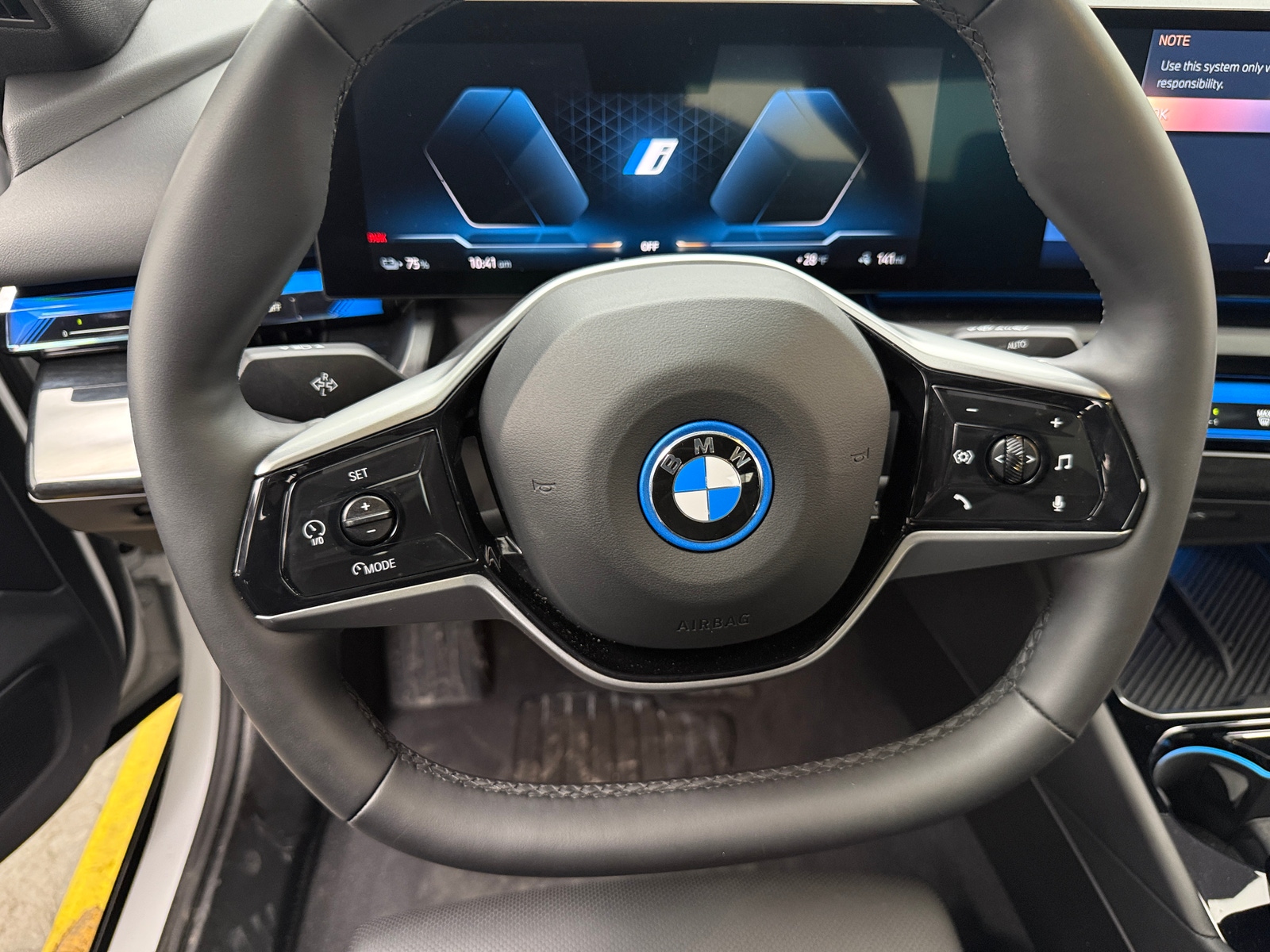 Thumbnail: 2025 BMW i5 - 4