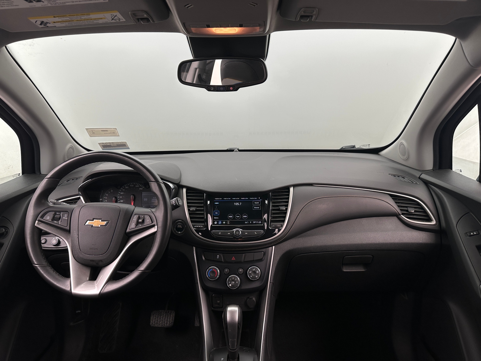 Thumbnail: 2019 Chevrolet Trax - 3