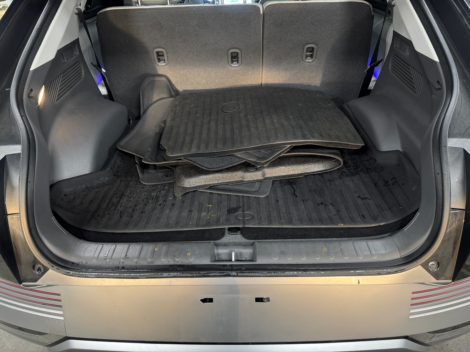 Thumbnail: 2022 Hyundai Ioniq 5 - 6