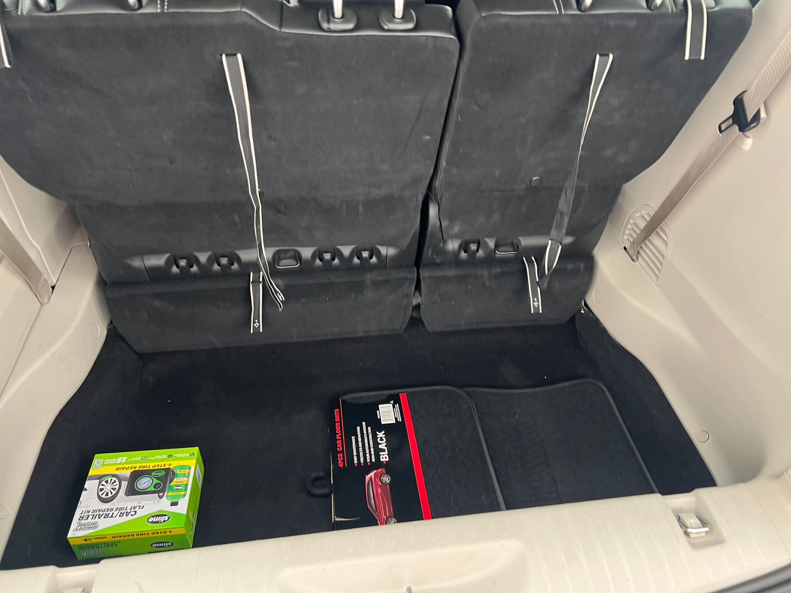 Thumbnail: 2024 Chrysler Pacifica - 6