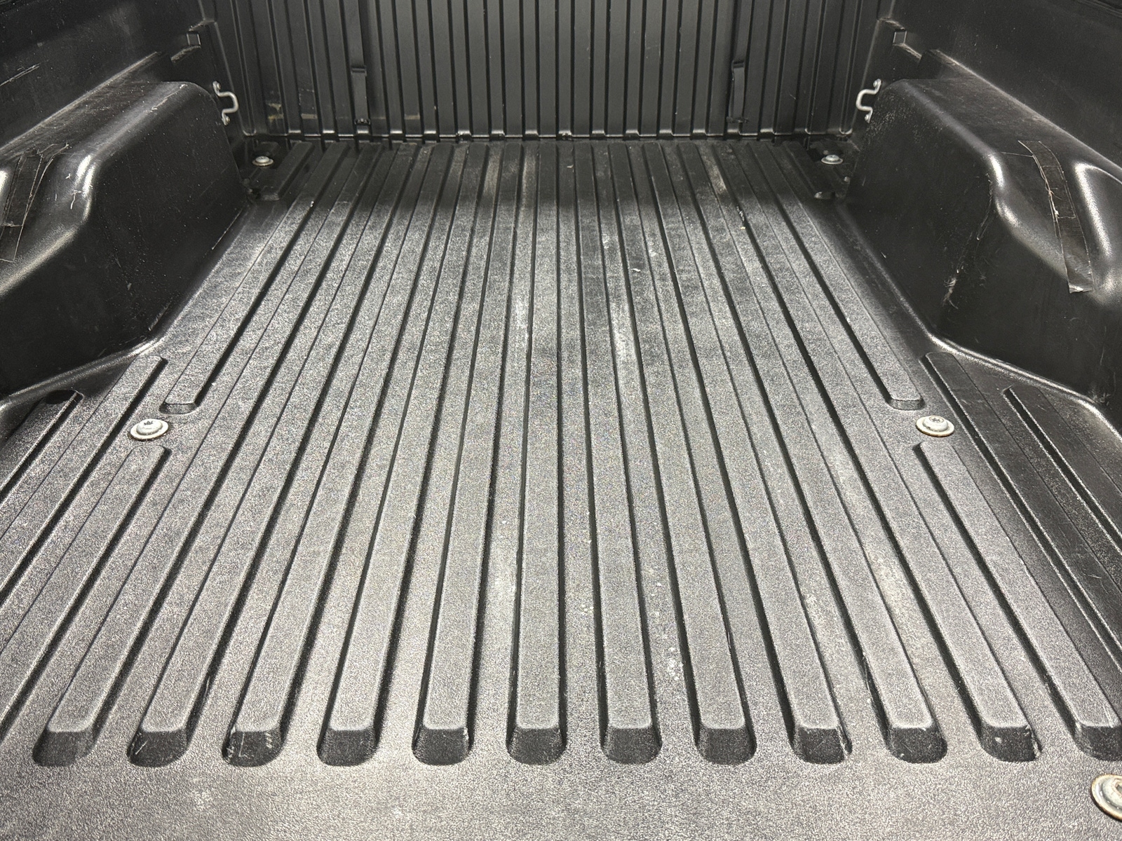 Thumbnail: 2015 Toyota Tacoma - 7