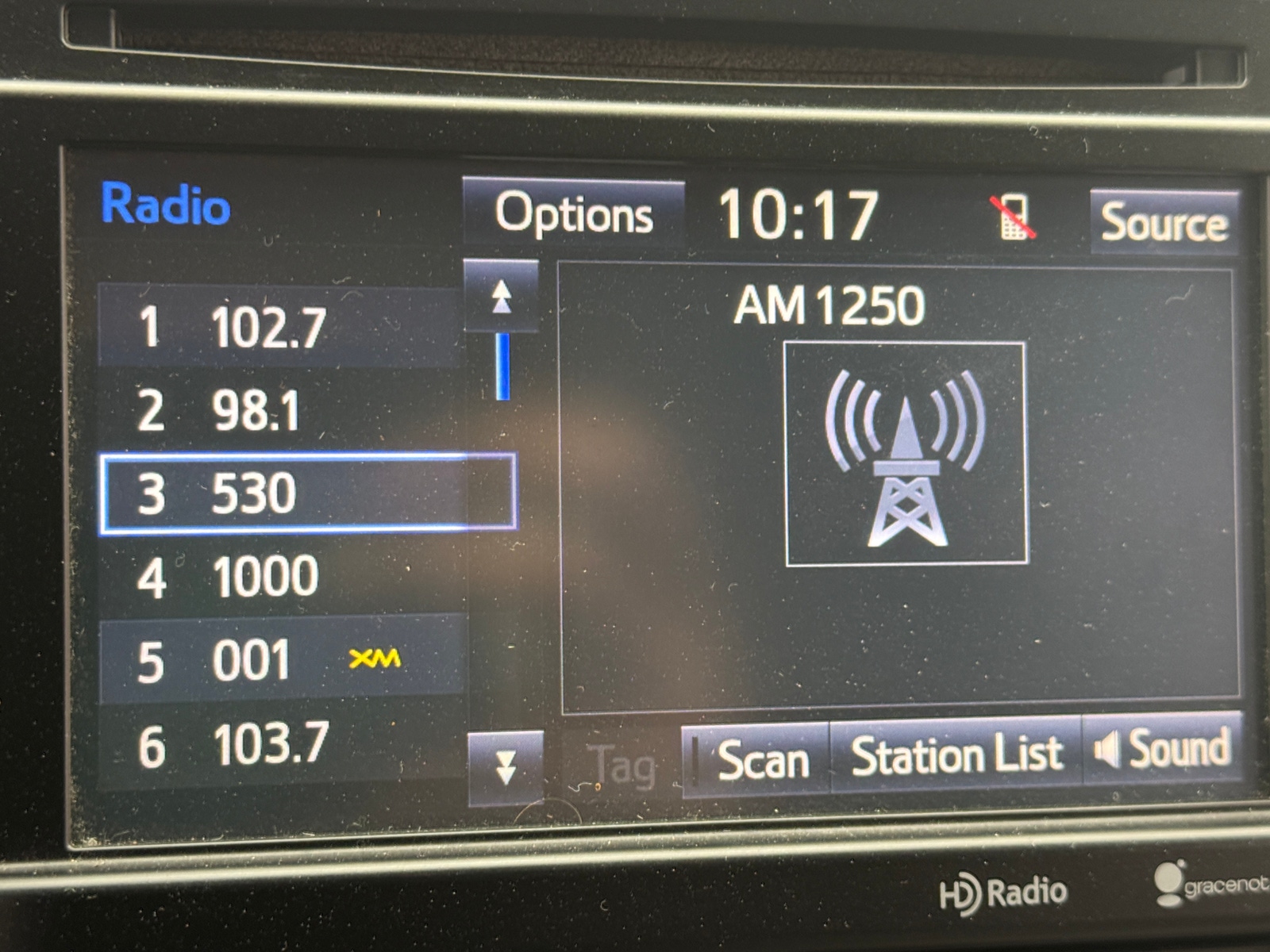 Thumbnail: 2015 Toyota Tacoma - 4