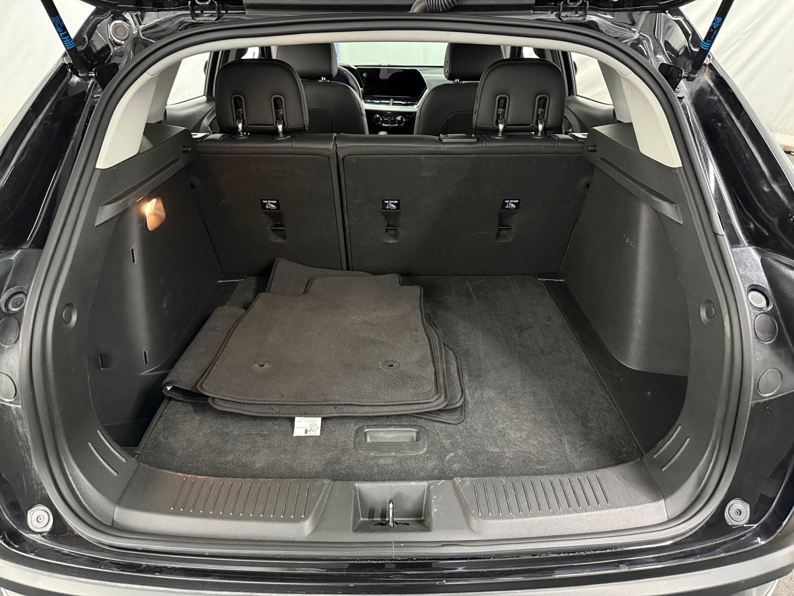 Thumbnail: 2025 Chevrolet Trax - 7