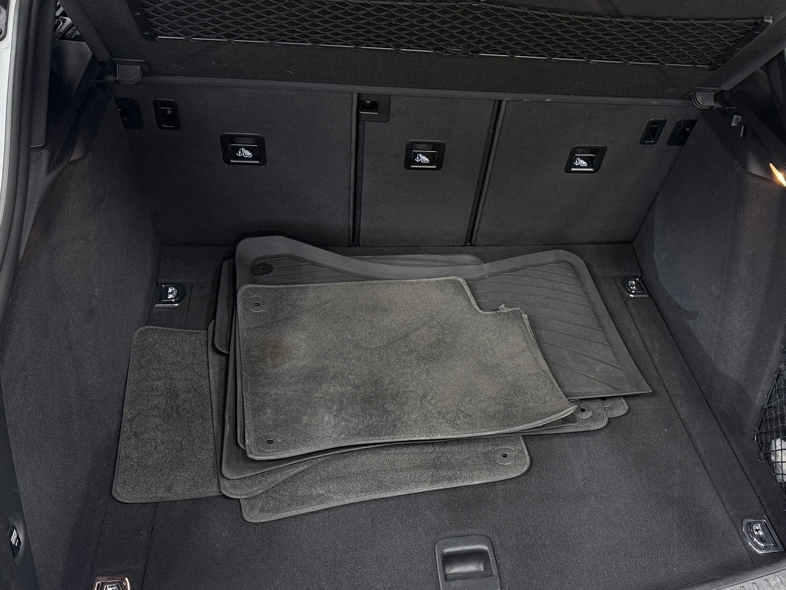 Thumbnail: 2015 Porsche Macan - 6