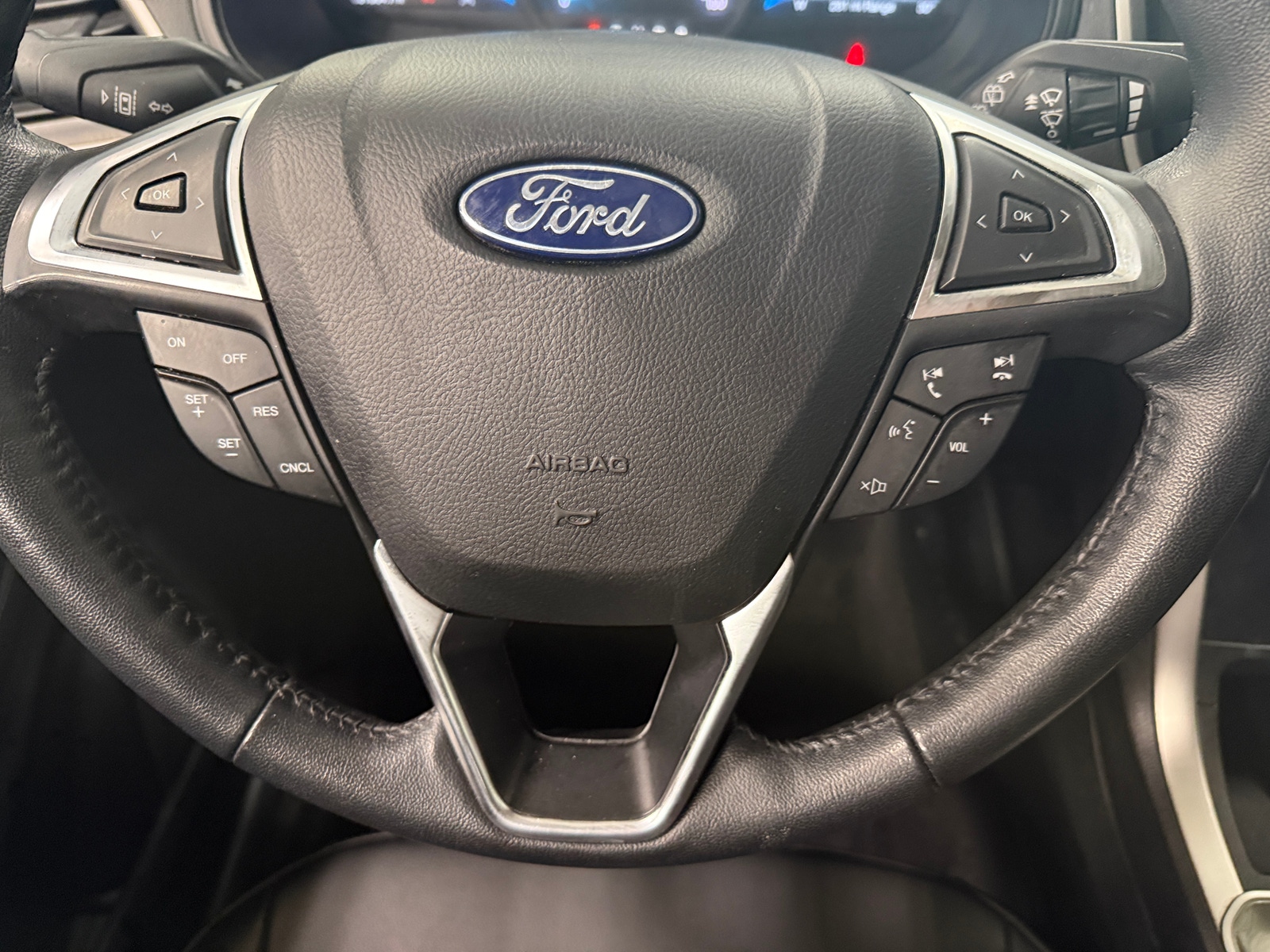 Thumbnail: 2024 Ford Edge - 4