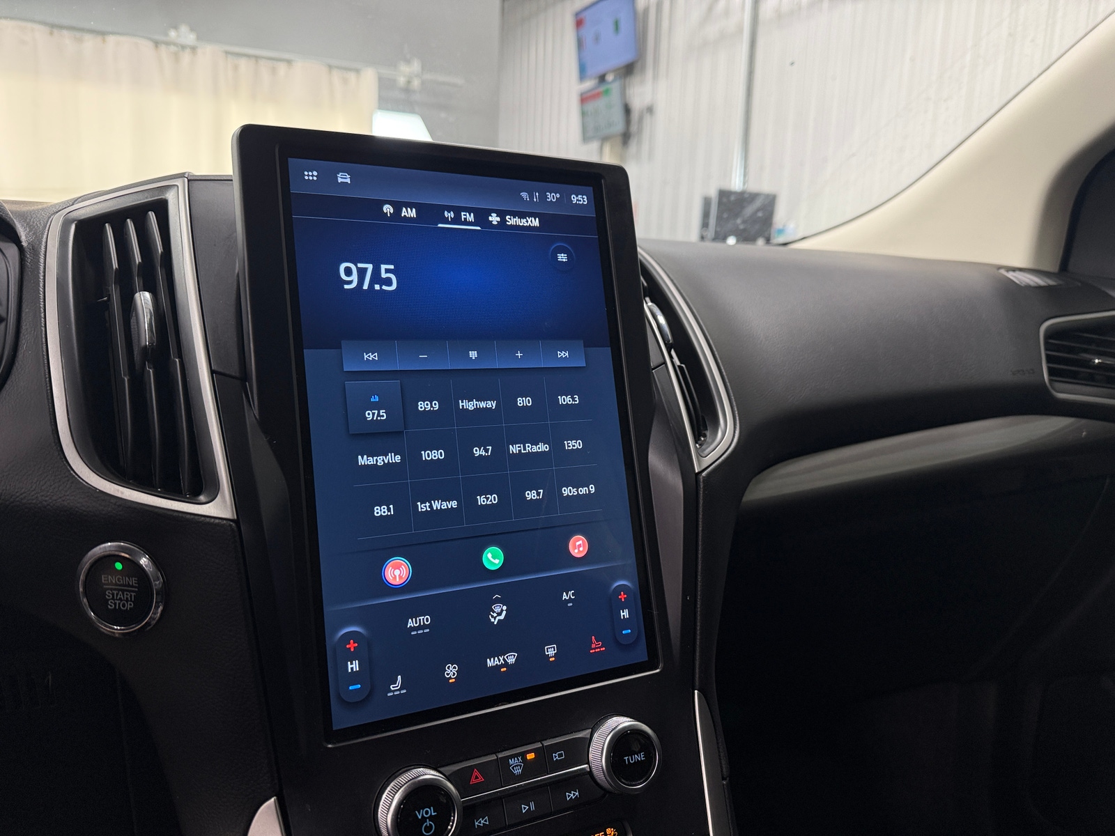 Thumbnail: 2024 Ford Edge - 3