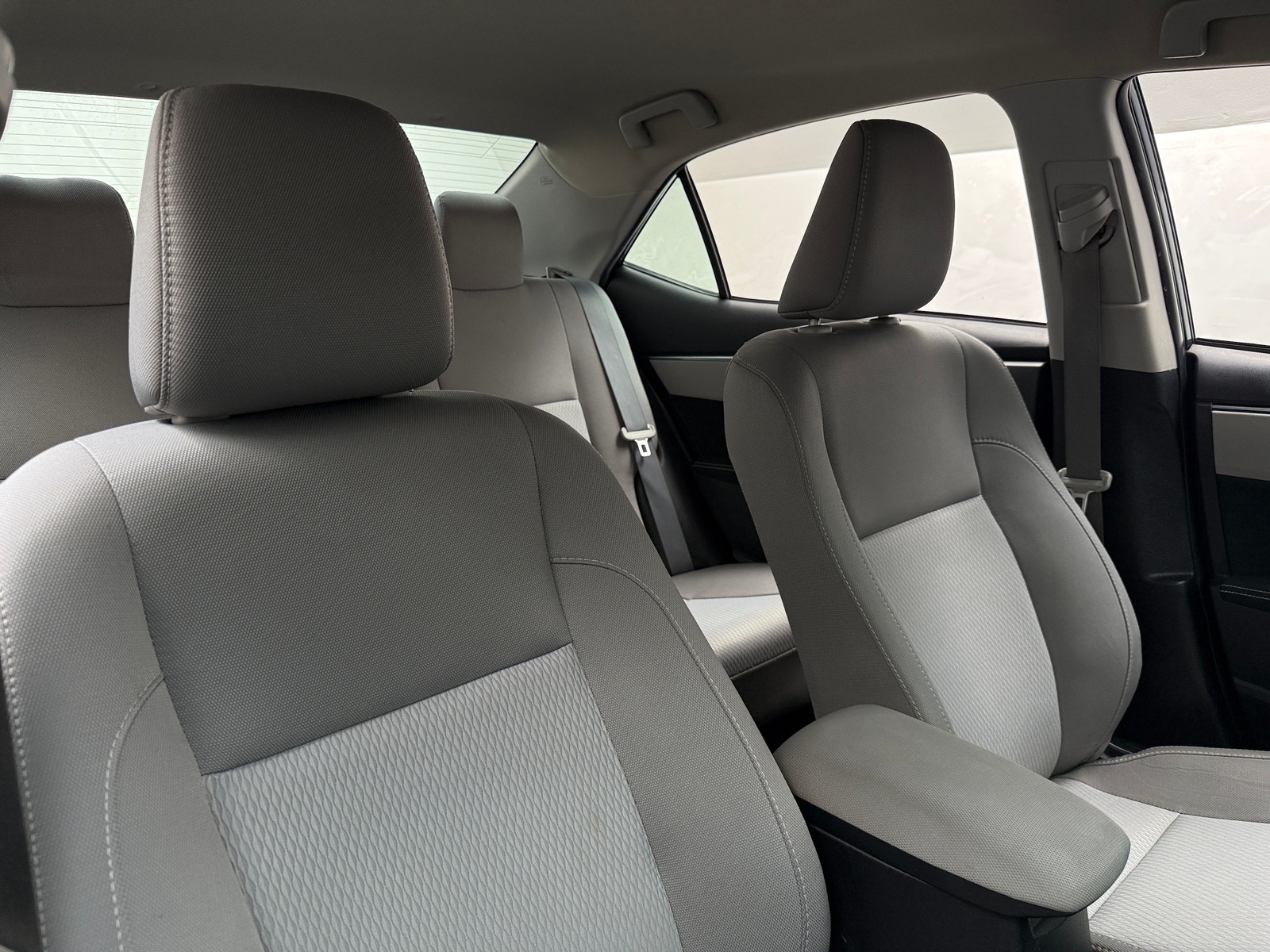 Thumbnail: 2016 Toyota Corolla - 2