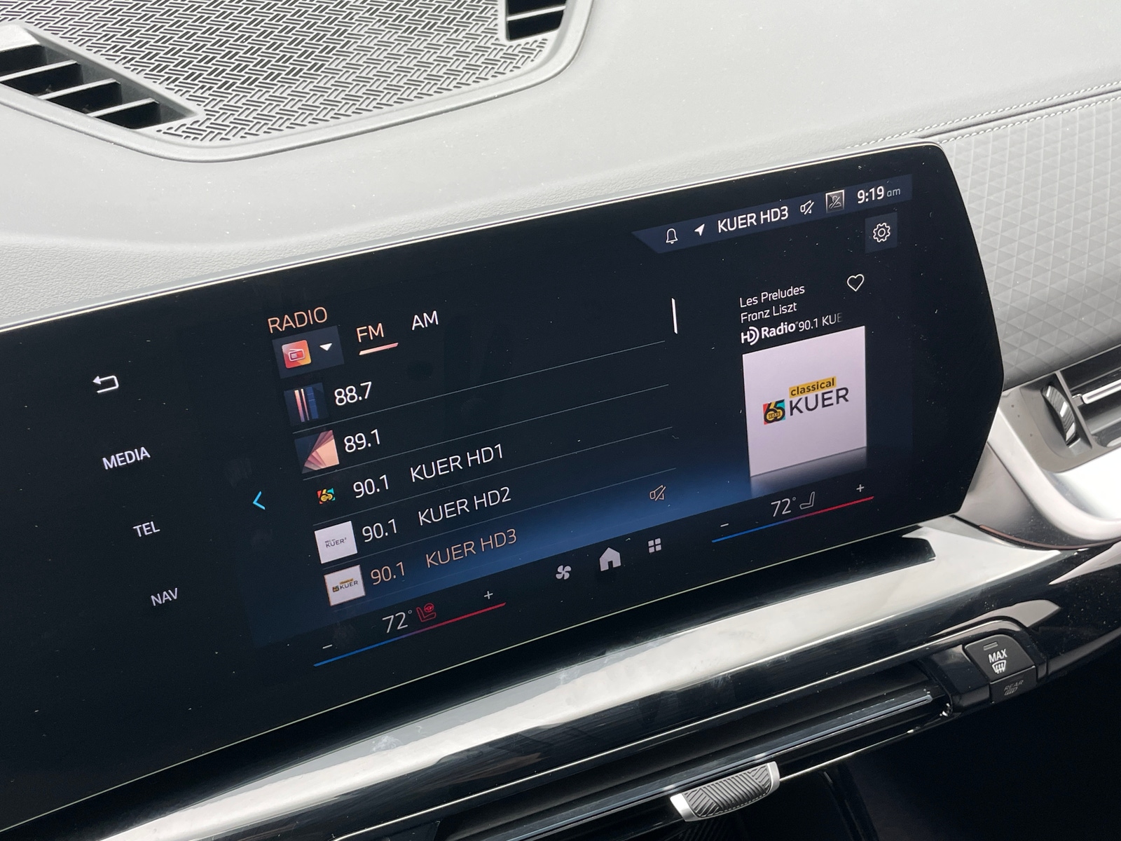 Thumbnail: 2025 BMW X2 - 3