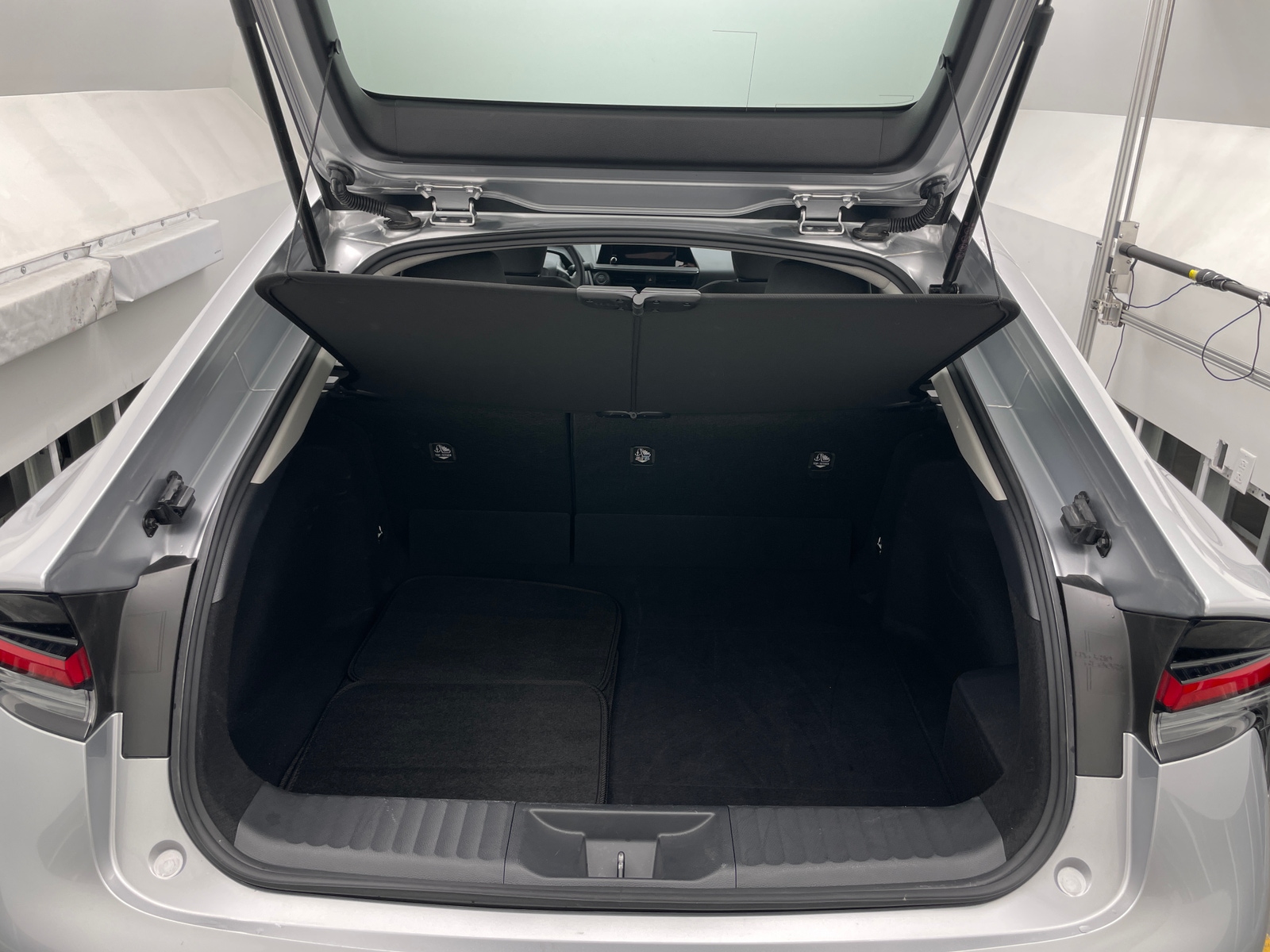 Thumbnail: 2025 Toyota Prius - 7