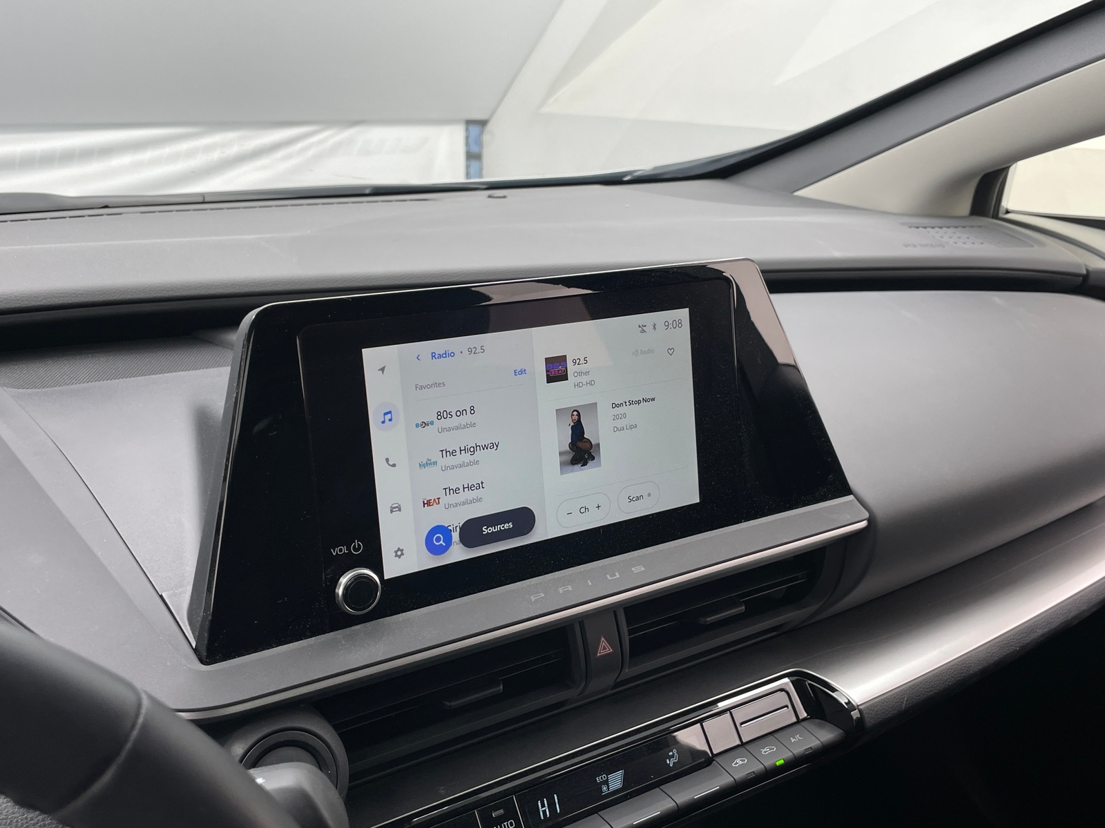 Thumbnail: 2025 Toyota Prius - 4