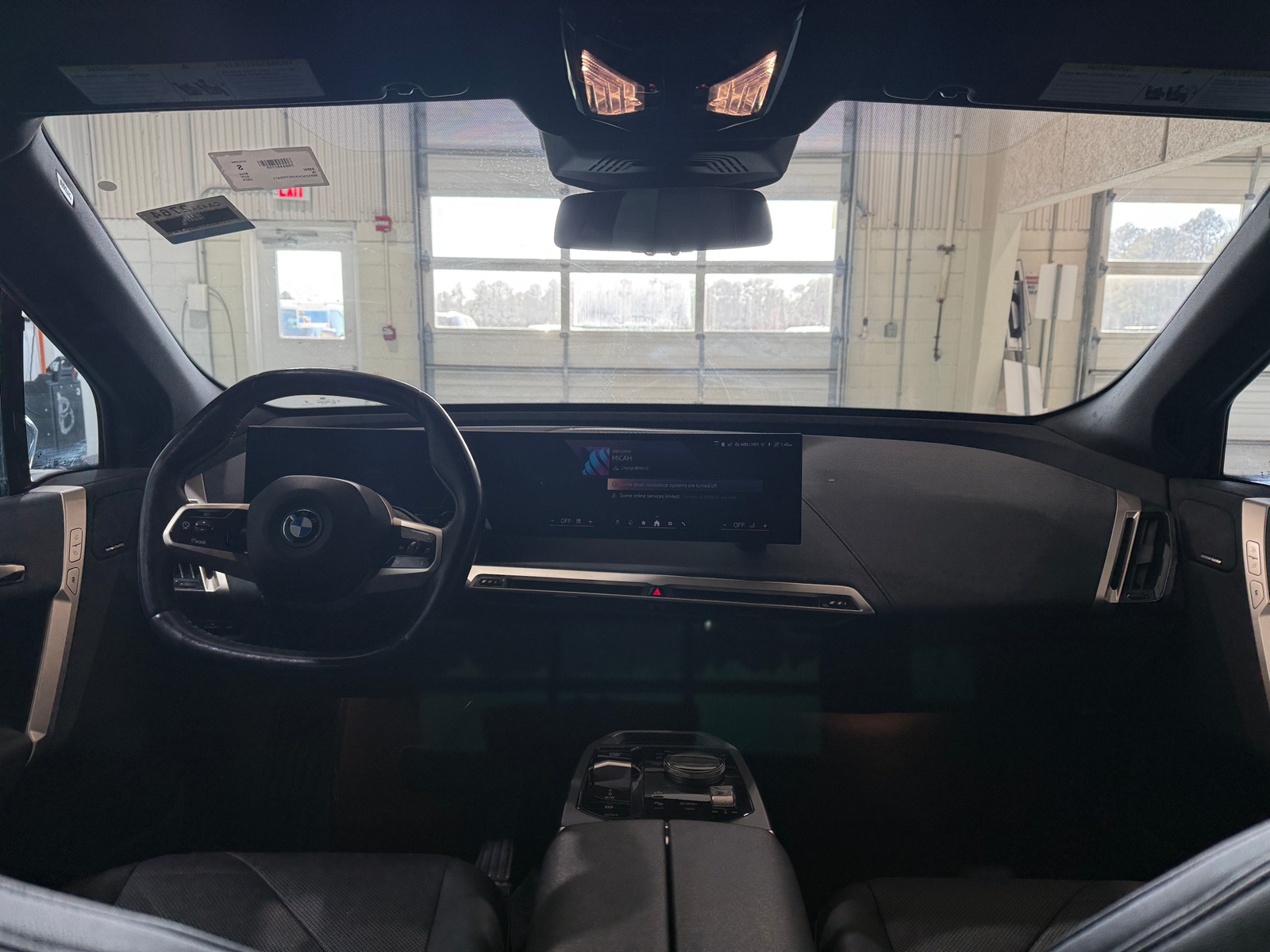 Thumbnail: 2024 BMW iX - 2