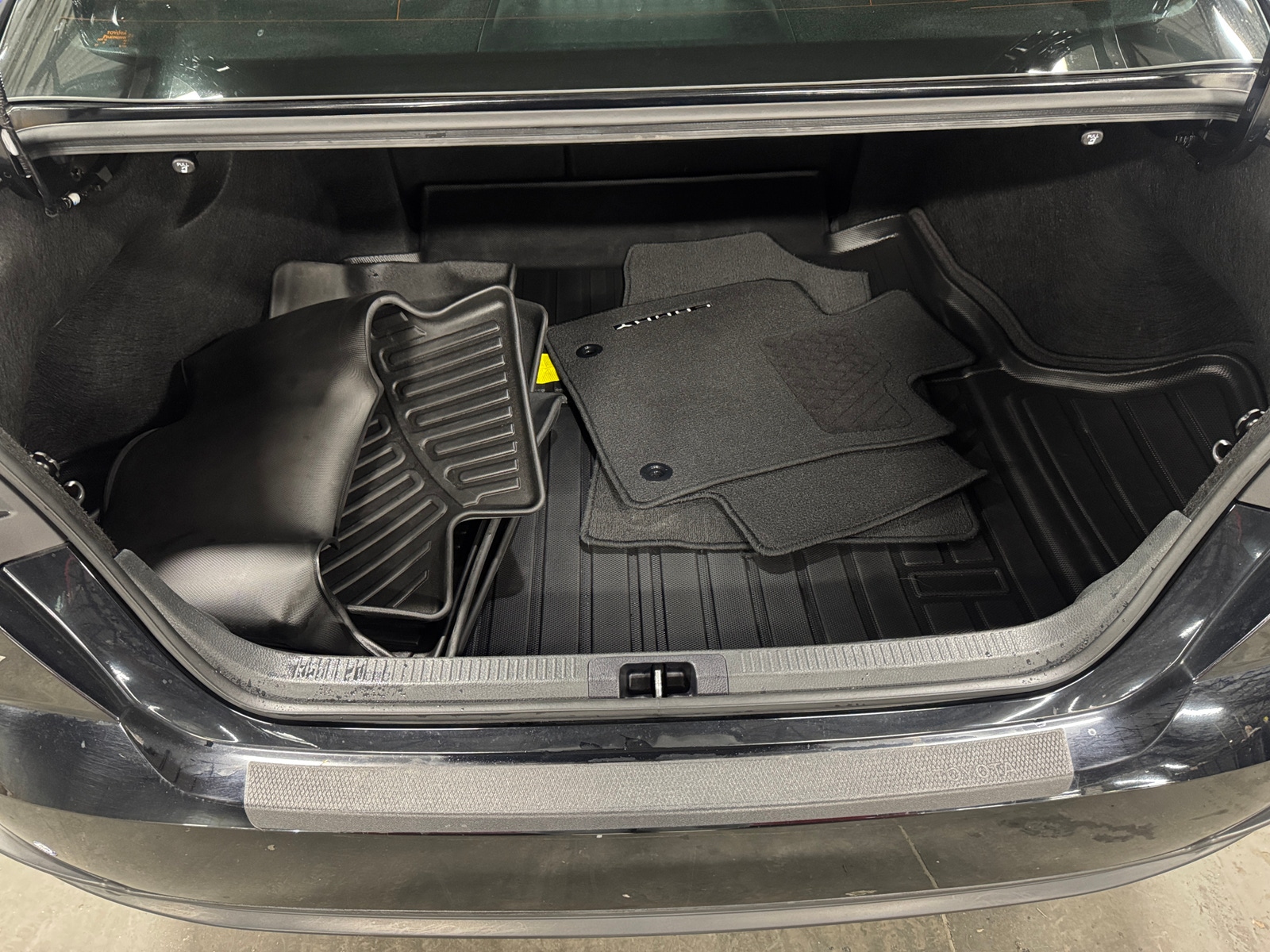 Thumbnail: 2025 Toyota Camry - 6